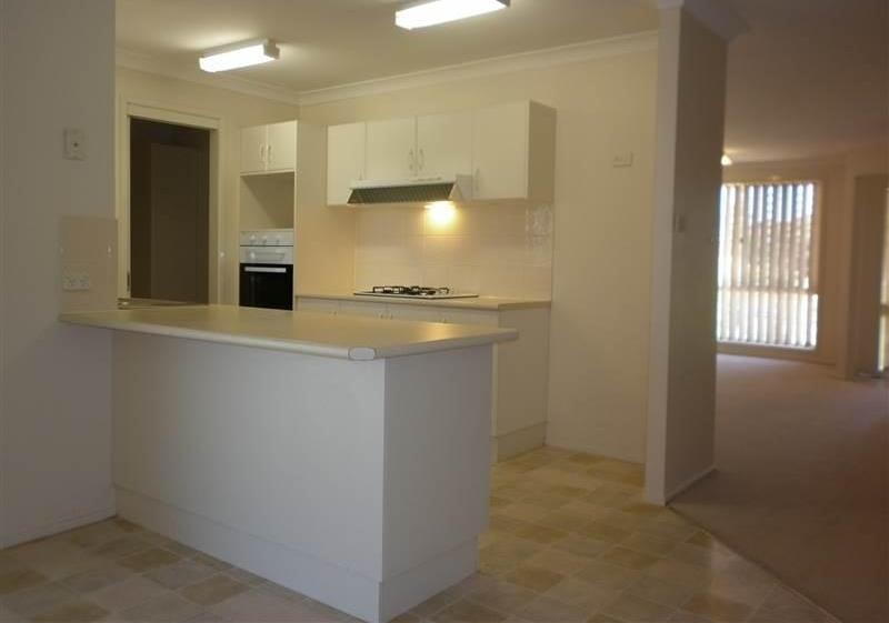 16 Somerset Drive, Thornton, NSW 2322