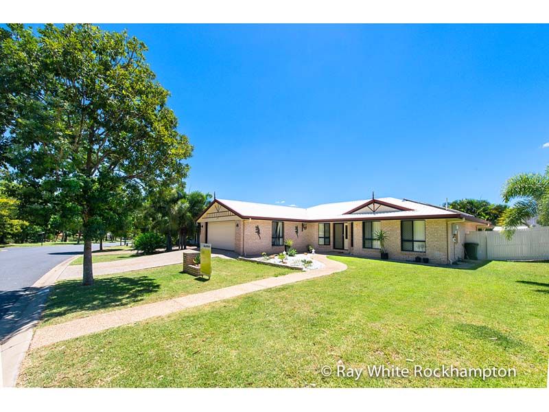 19 Springfield Drive, Norman Gardens, QLD 4701