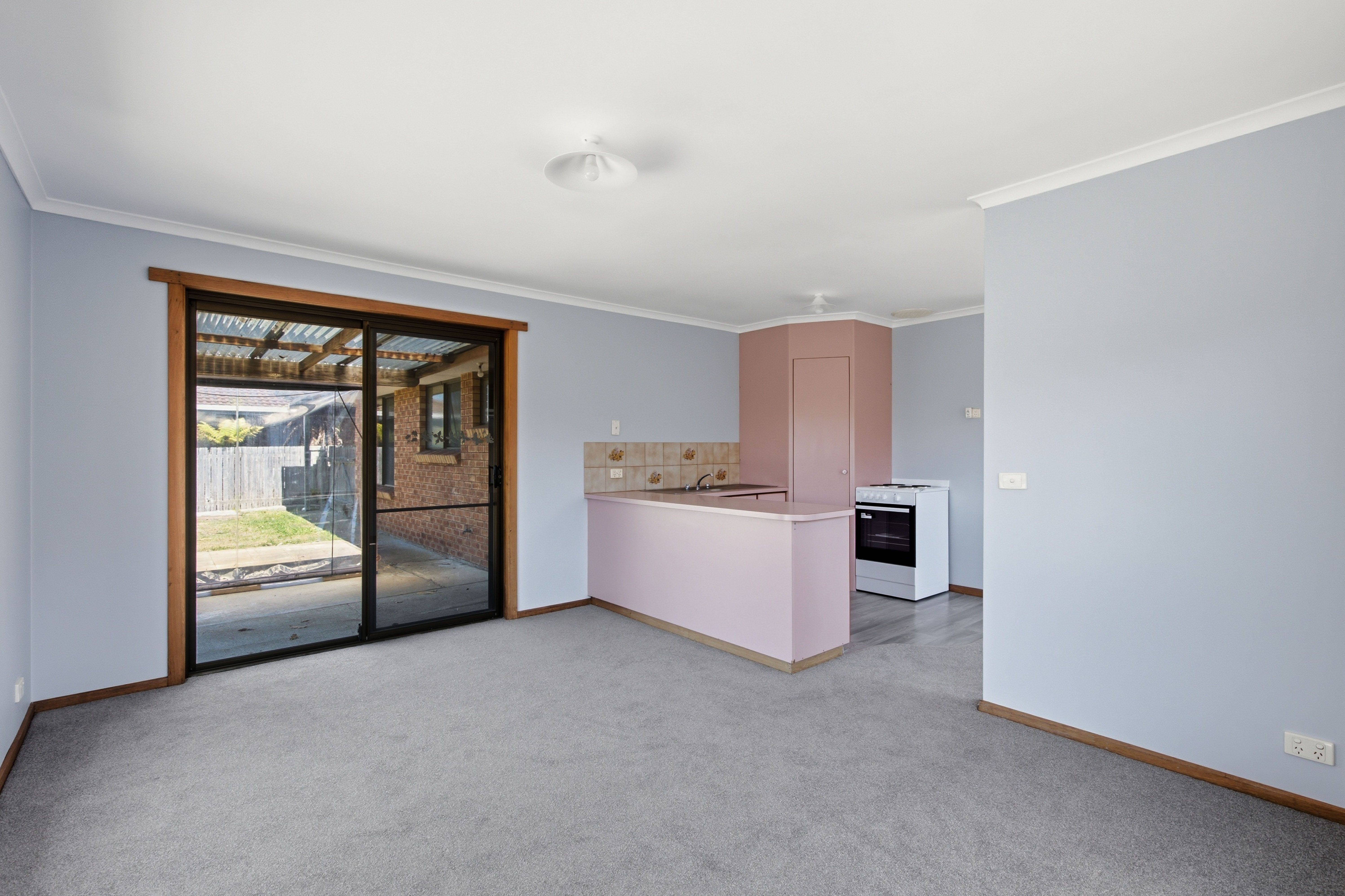 77 Alexander Street — photo 8 of 25