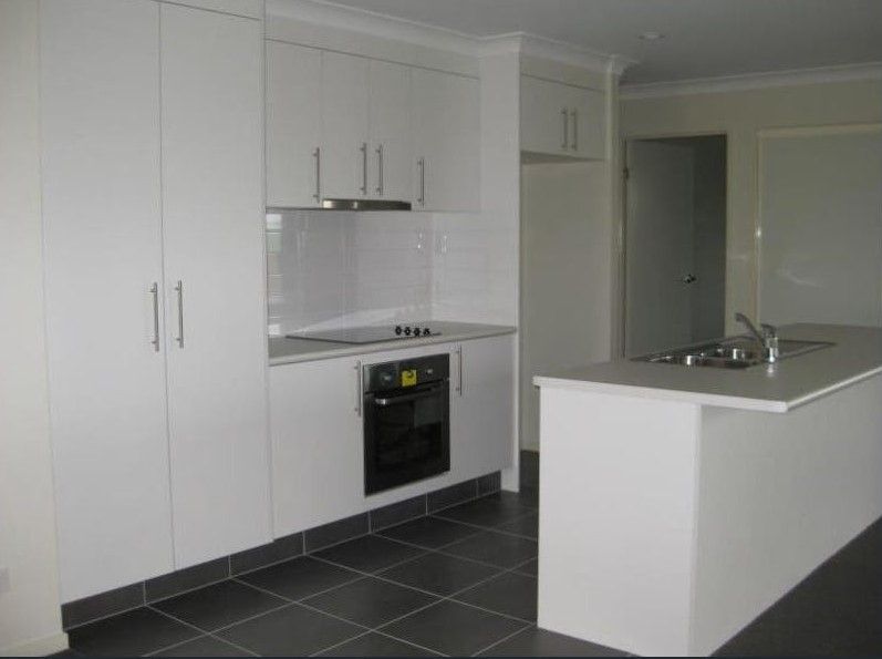 31 Peggy Crescent, Redbank Plains, QLD 4301
