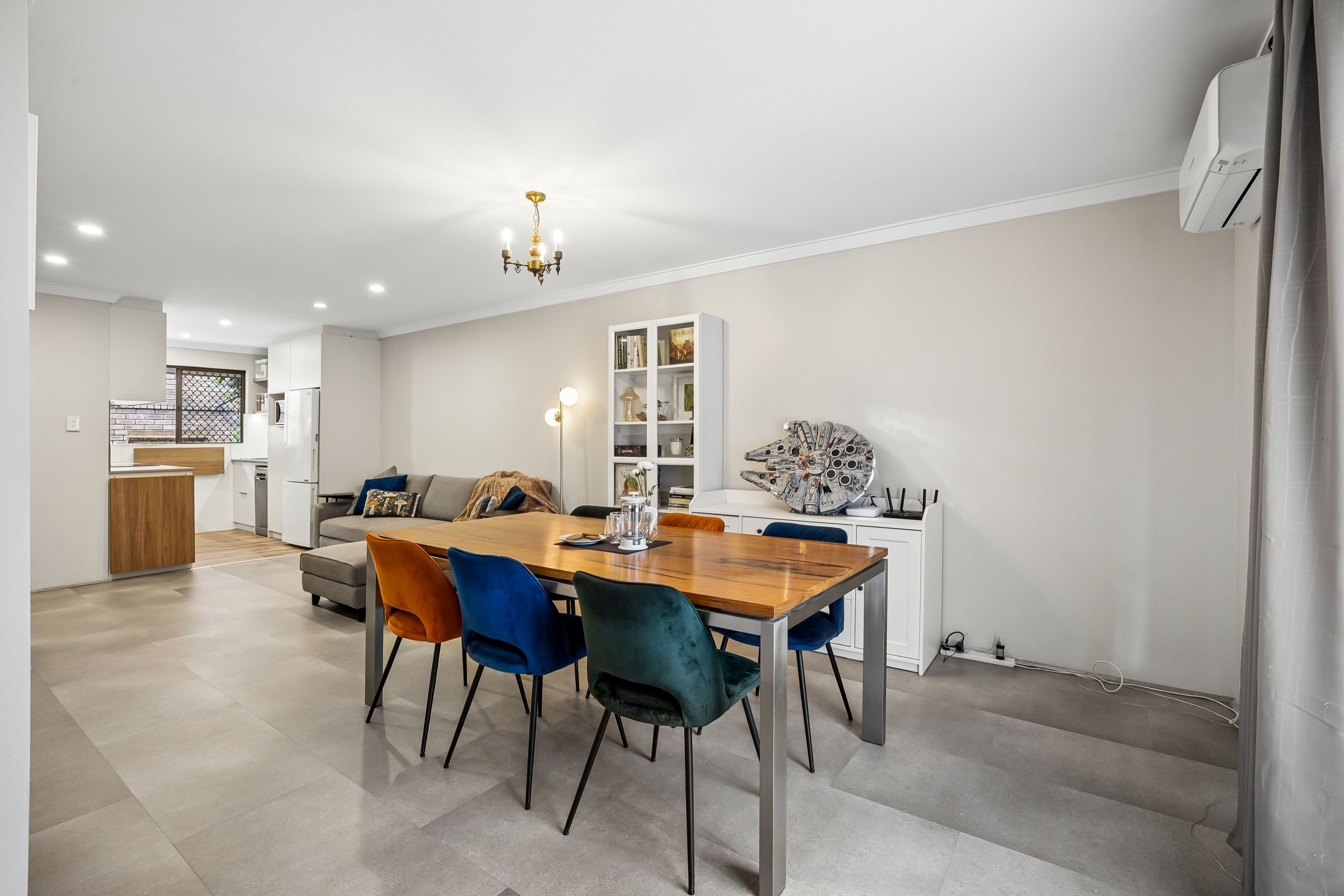 8/11 Kinsella Street — photo 12 of 17