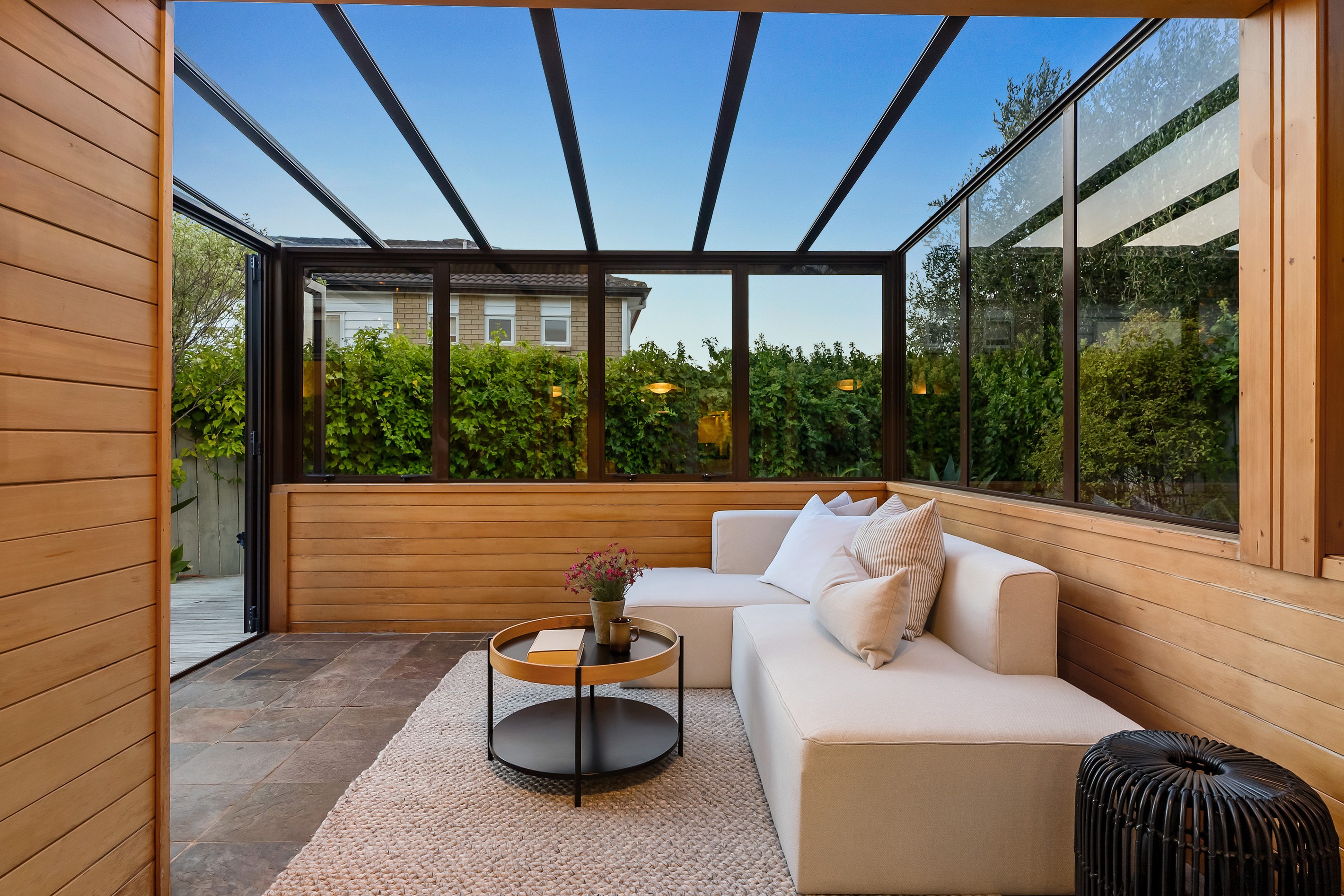 1/18A Sunnynook Road, Sunnynook, North Shore City