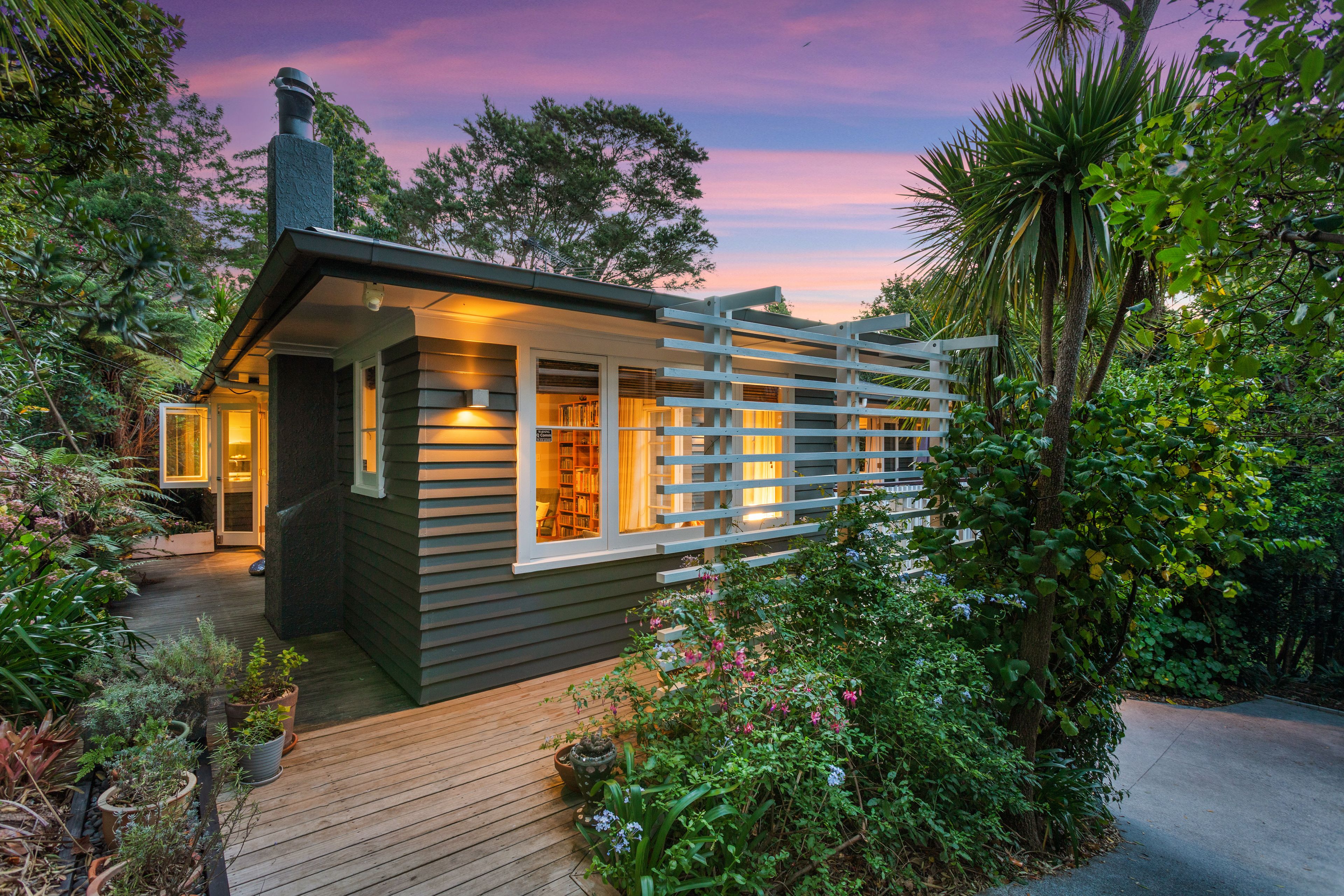 19 West Lynn Road, Titirangi, Waitakere City
