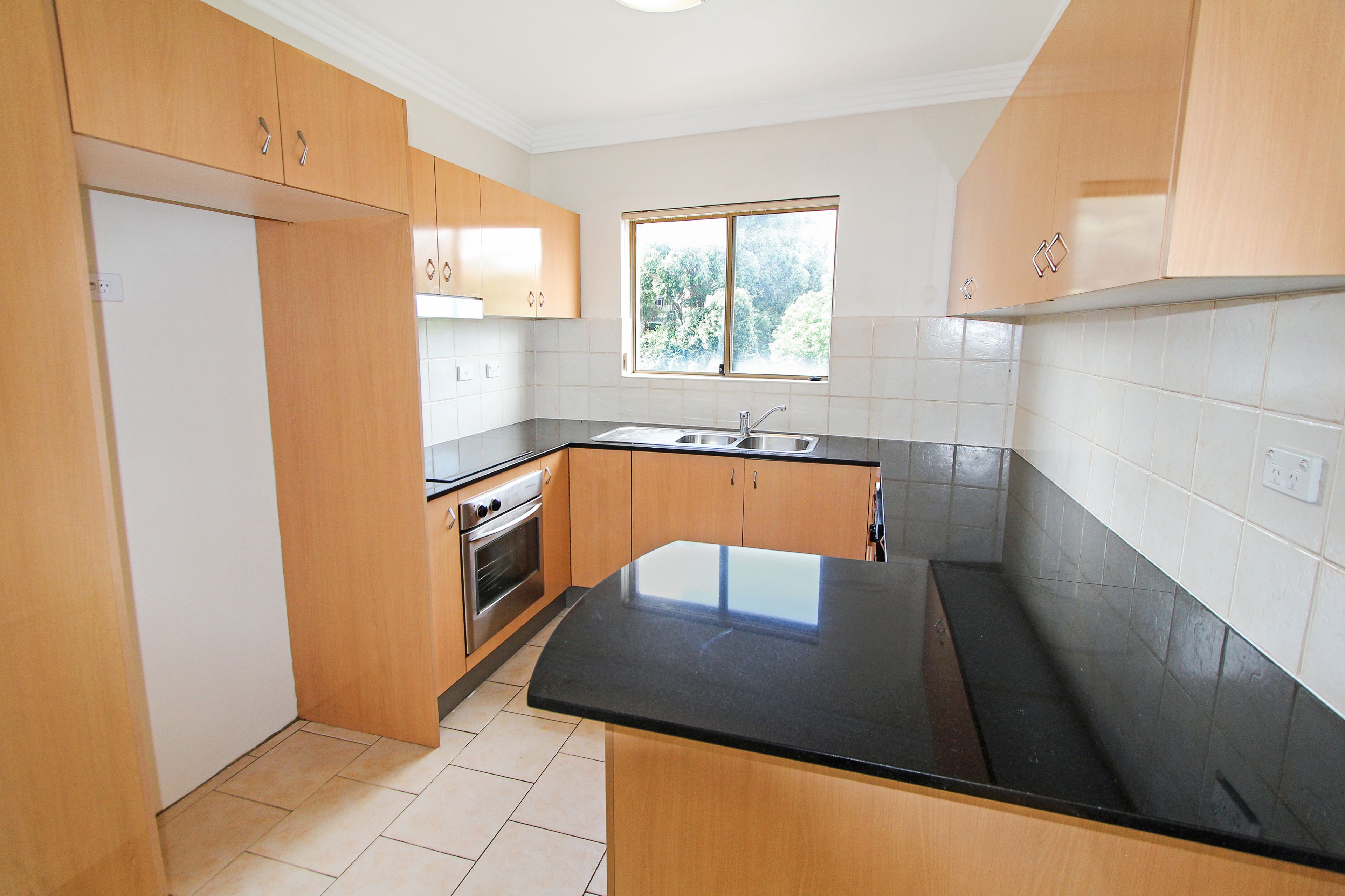 2/97 Anzac Avenue, West Ryde, NSW 2114