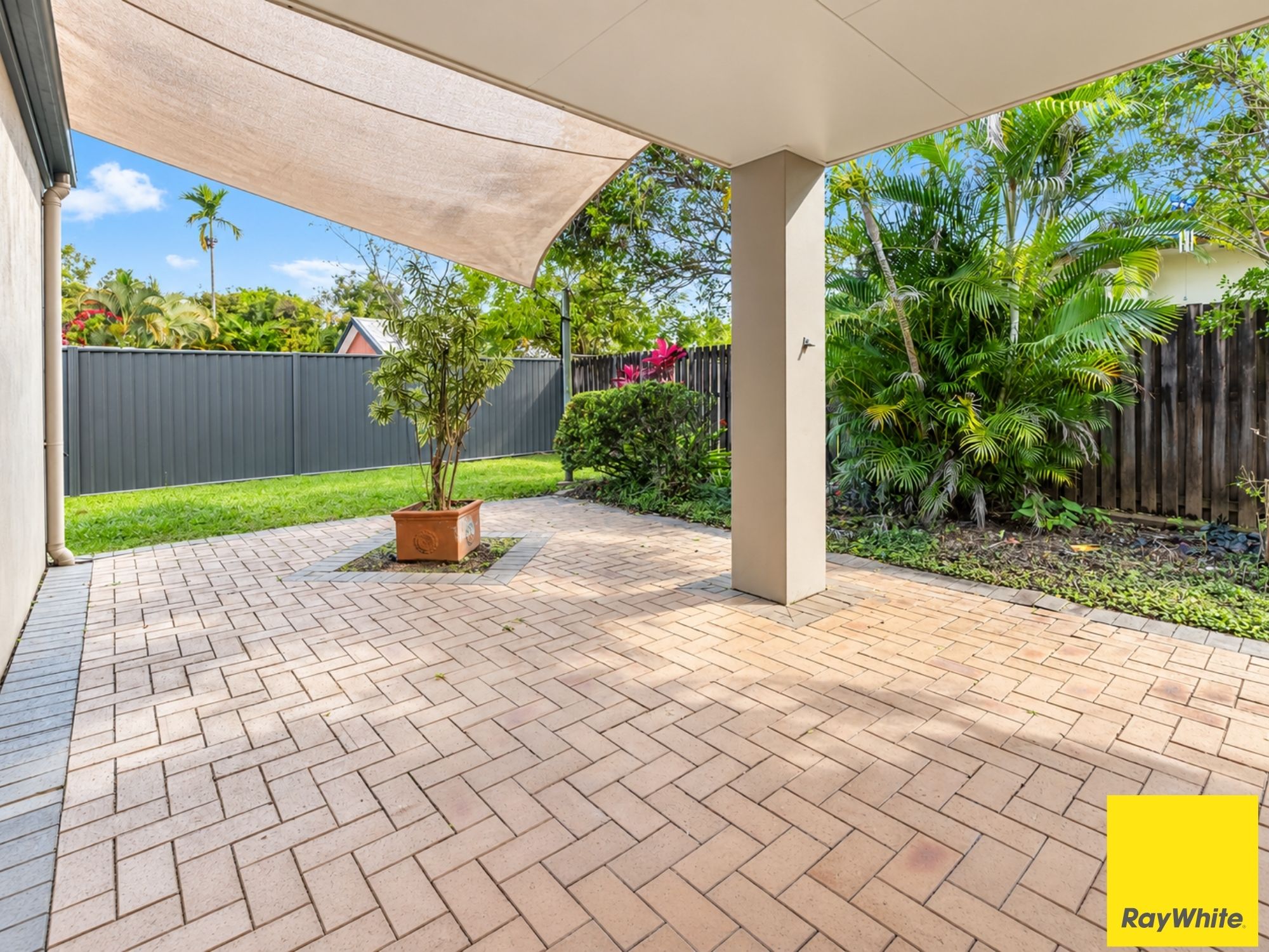 6 Archer Close — photo 25 of 29