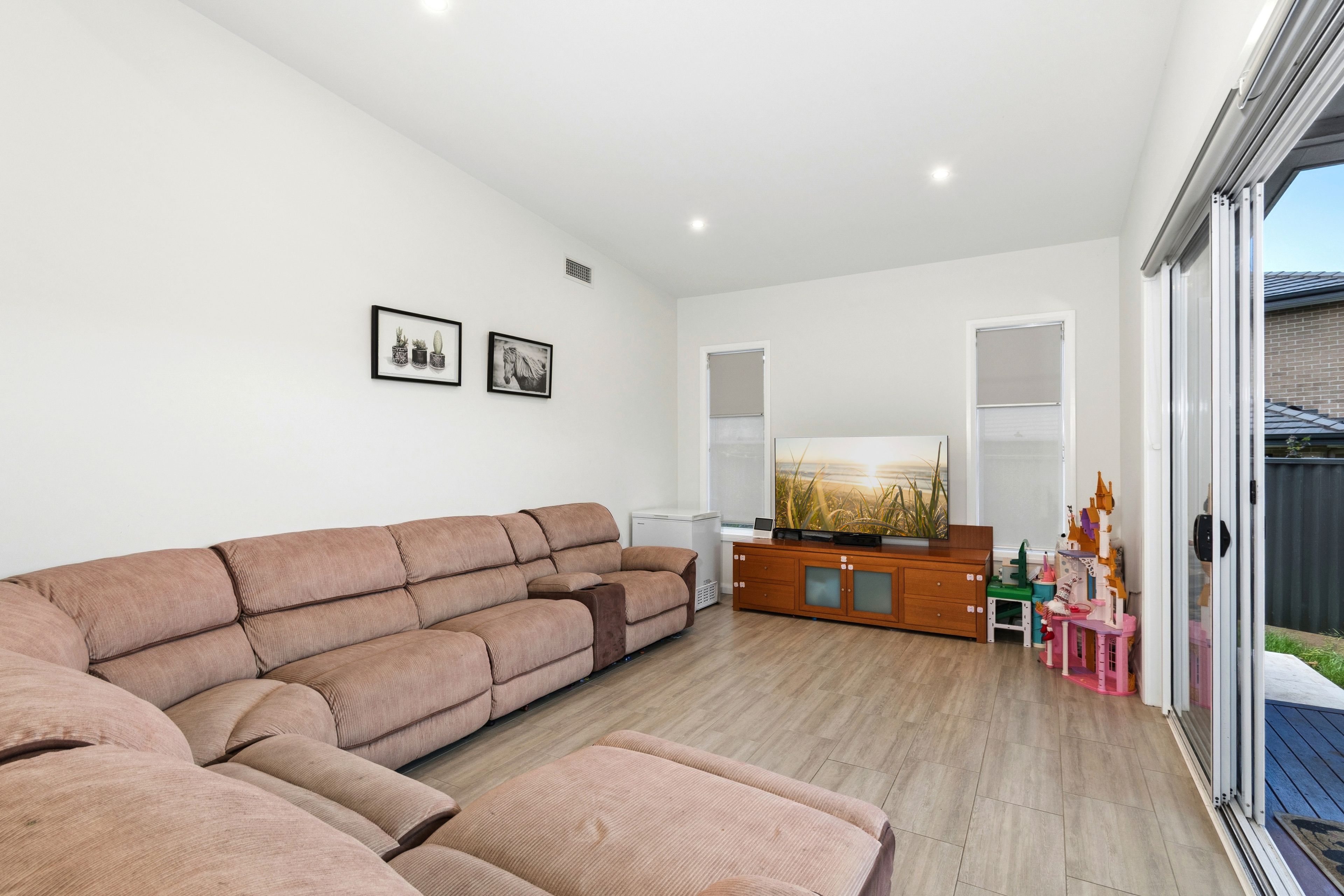 305 Bong Bong Road — photo 3 of 19