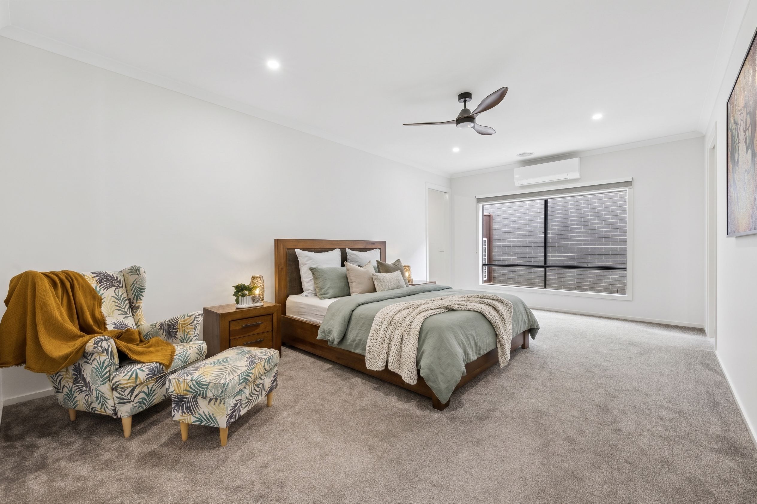 8 Lenigas Crescent — photo 15 of 30