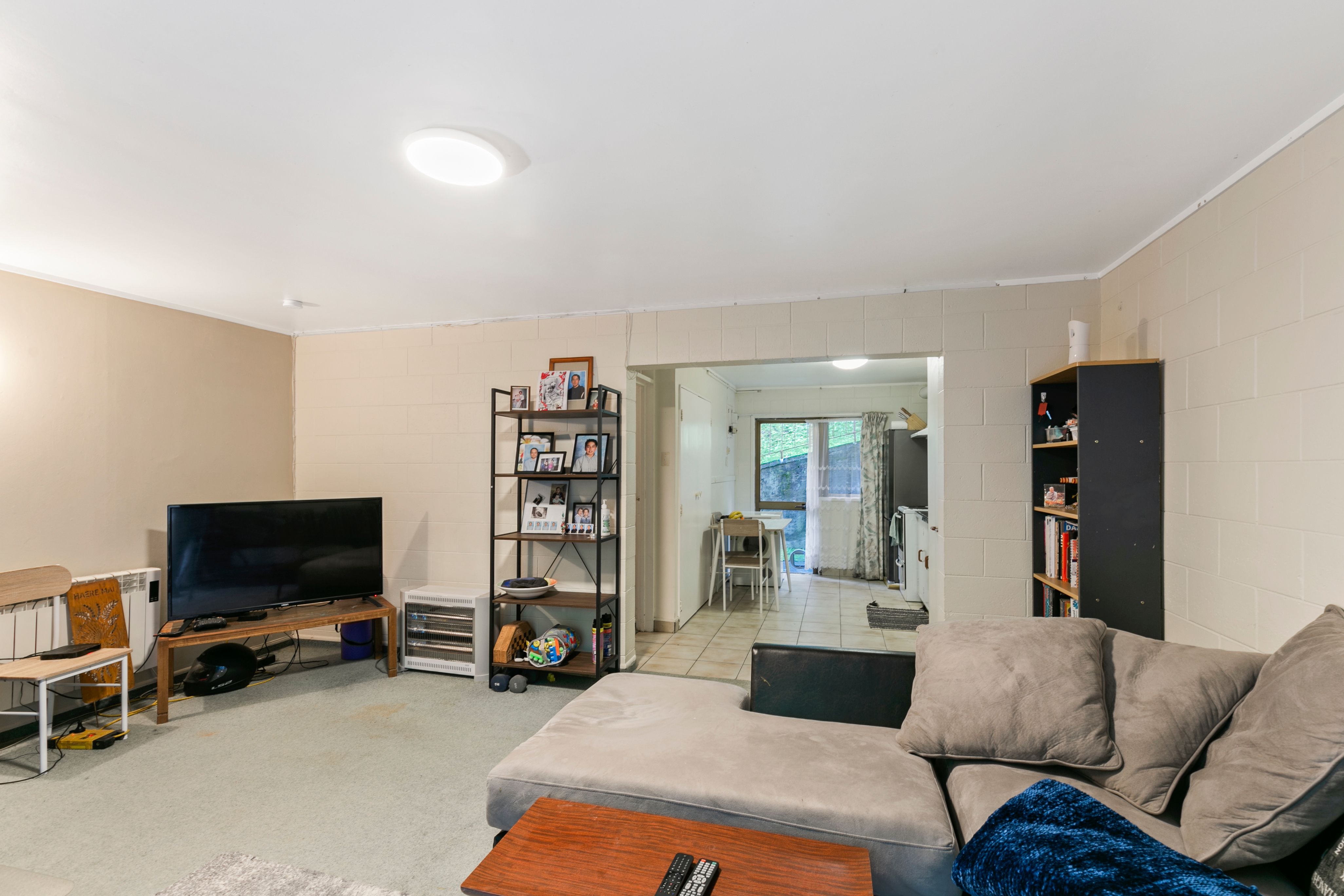 2/273 Grounsell Crescent, Belmont, Lower Hutt City