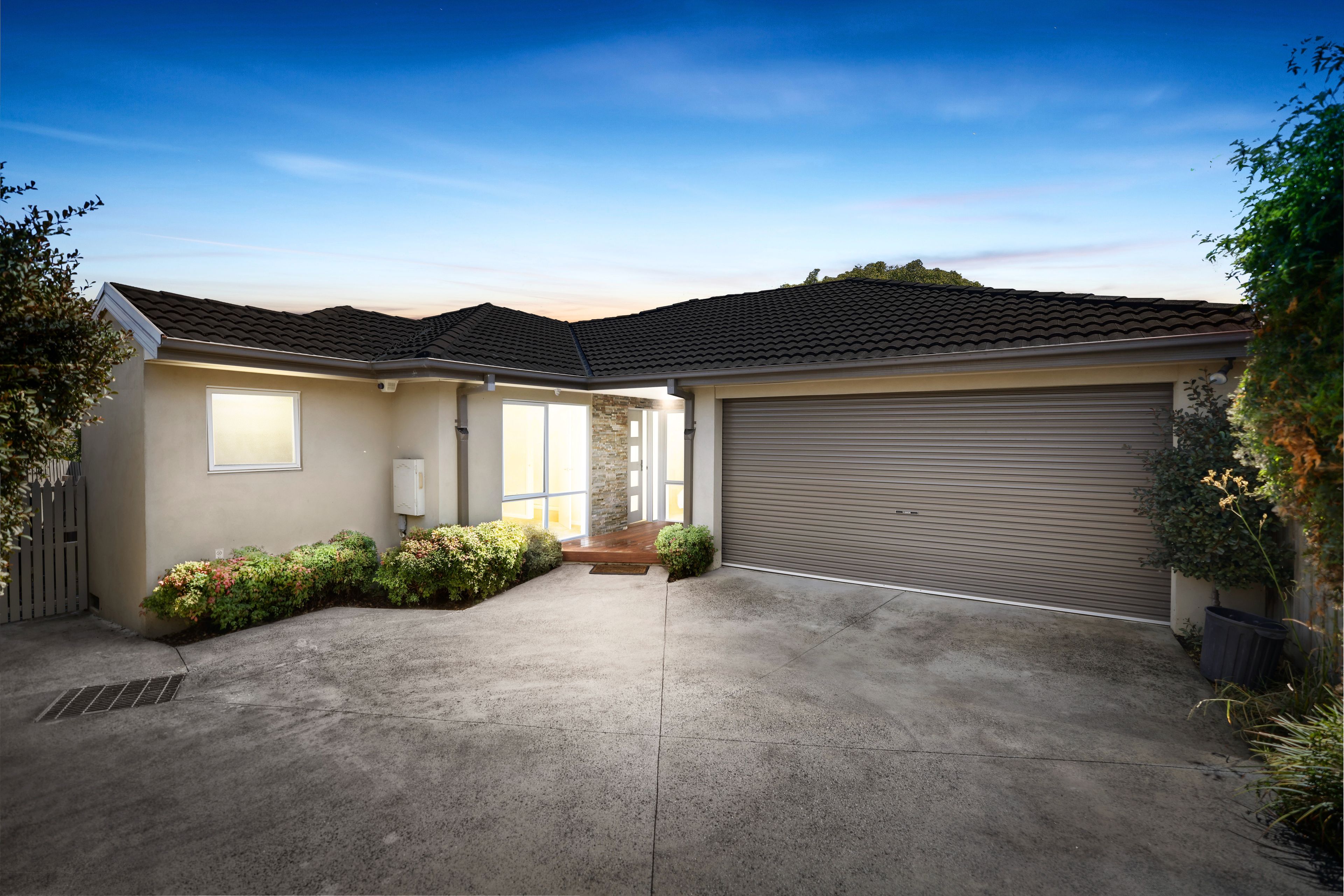 16 Charlotte Road, Boronia VIC 3155