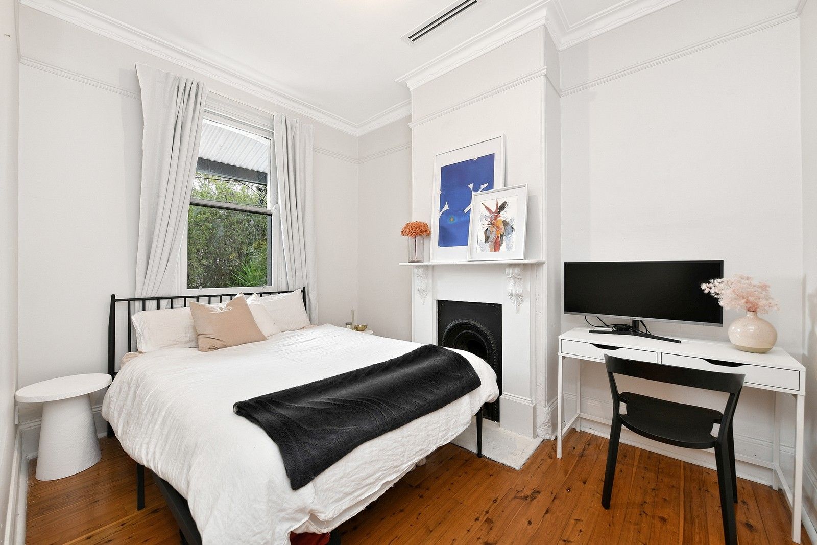 98 Victoria Street — photo 3 of 6
