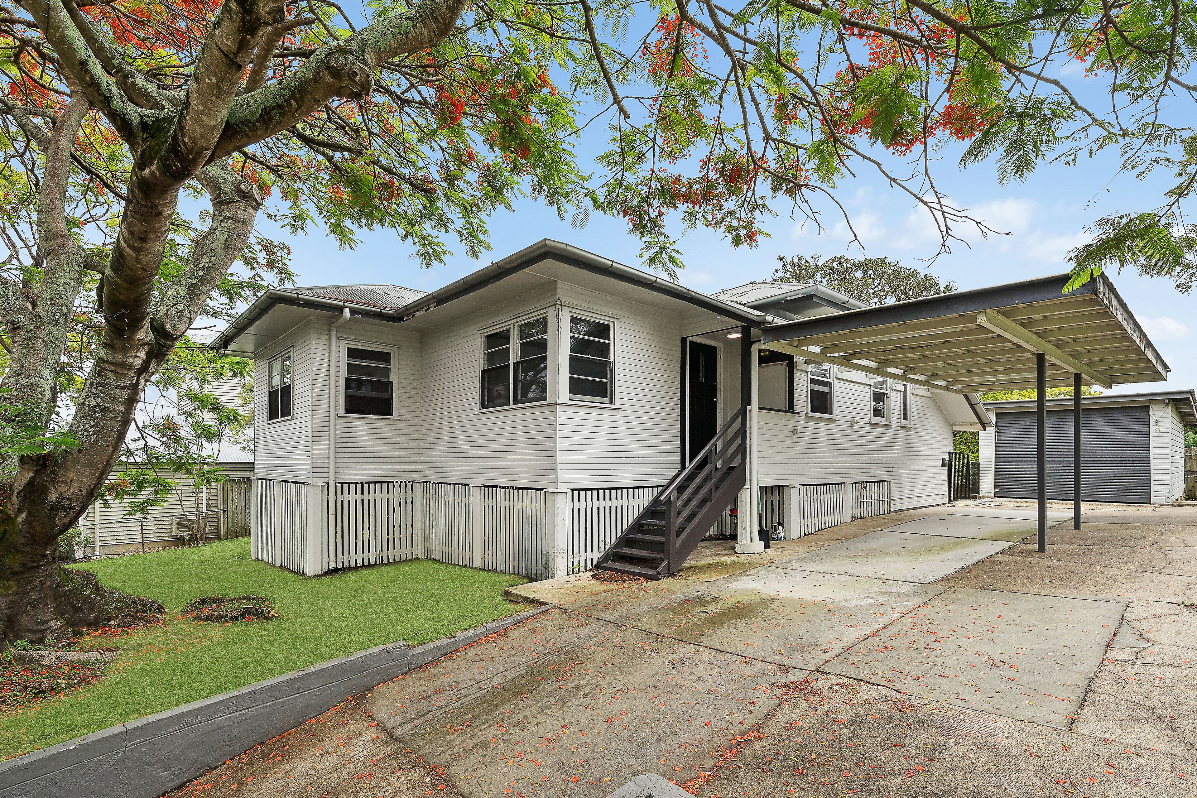 117 Porteus Drive , Seven Hills QLD 4170