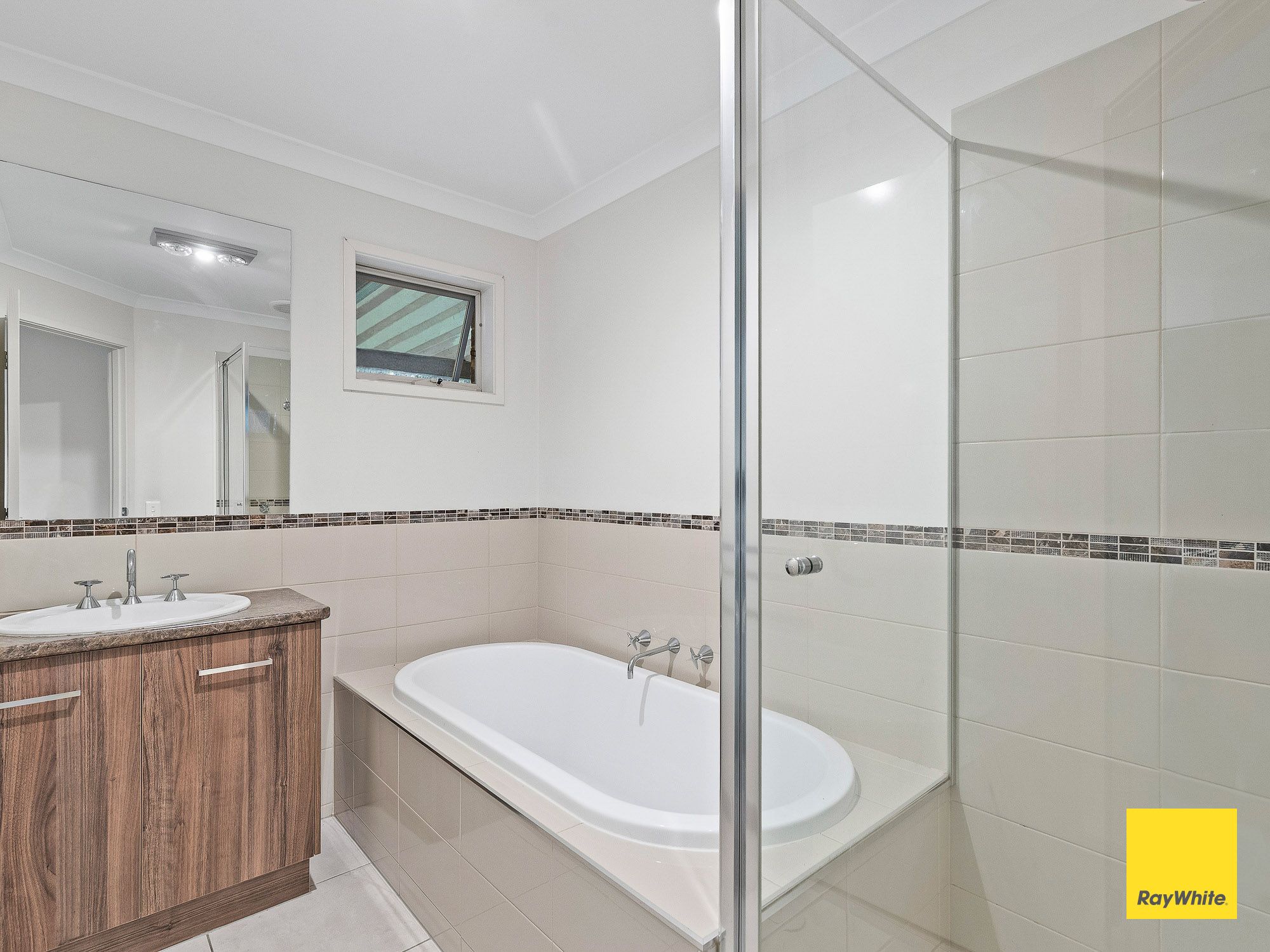 61 Elizabeth Street — photo 7 of 16