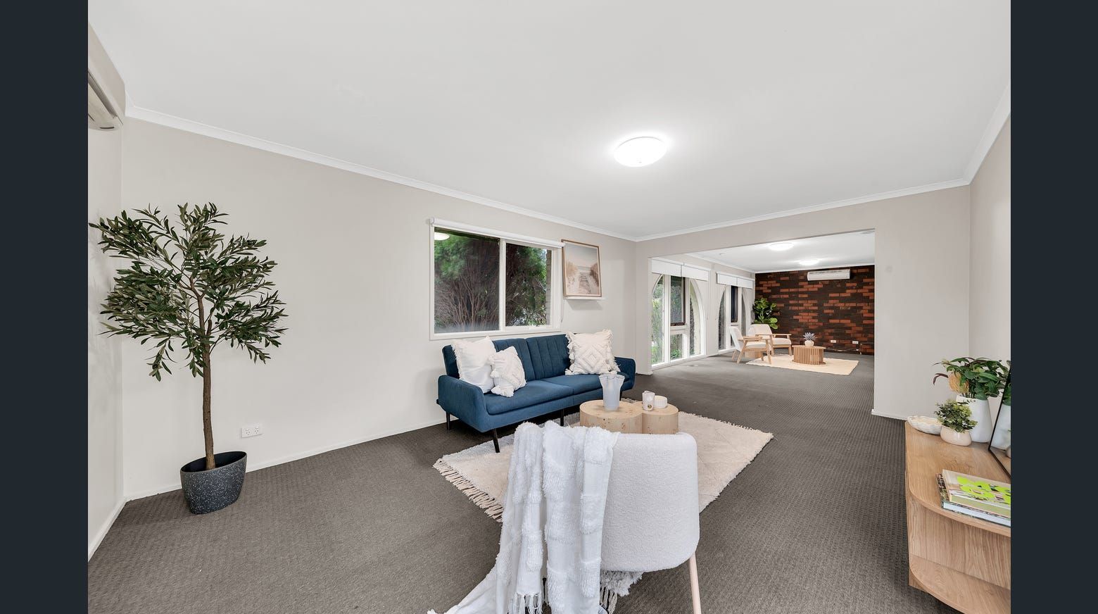 9 Circle Drive — photo 3 of 13