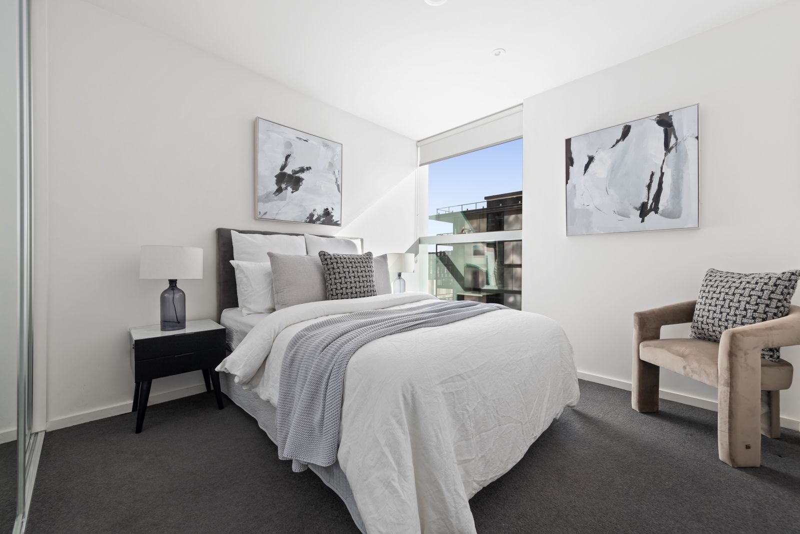 803e/888 Collins Street — photo 5 of 13