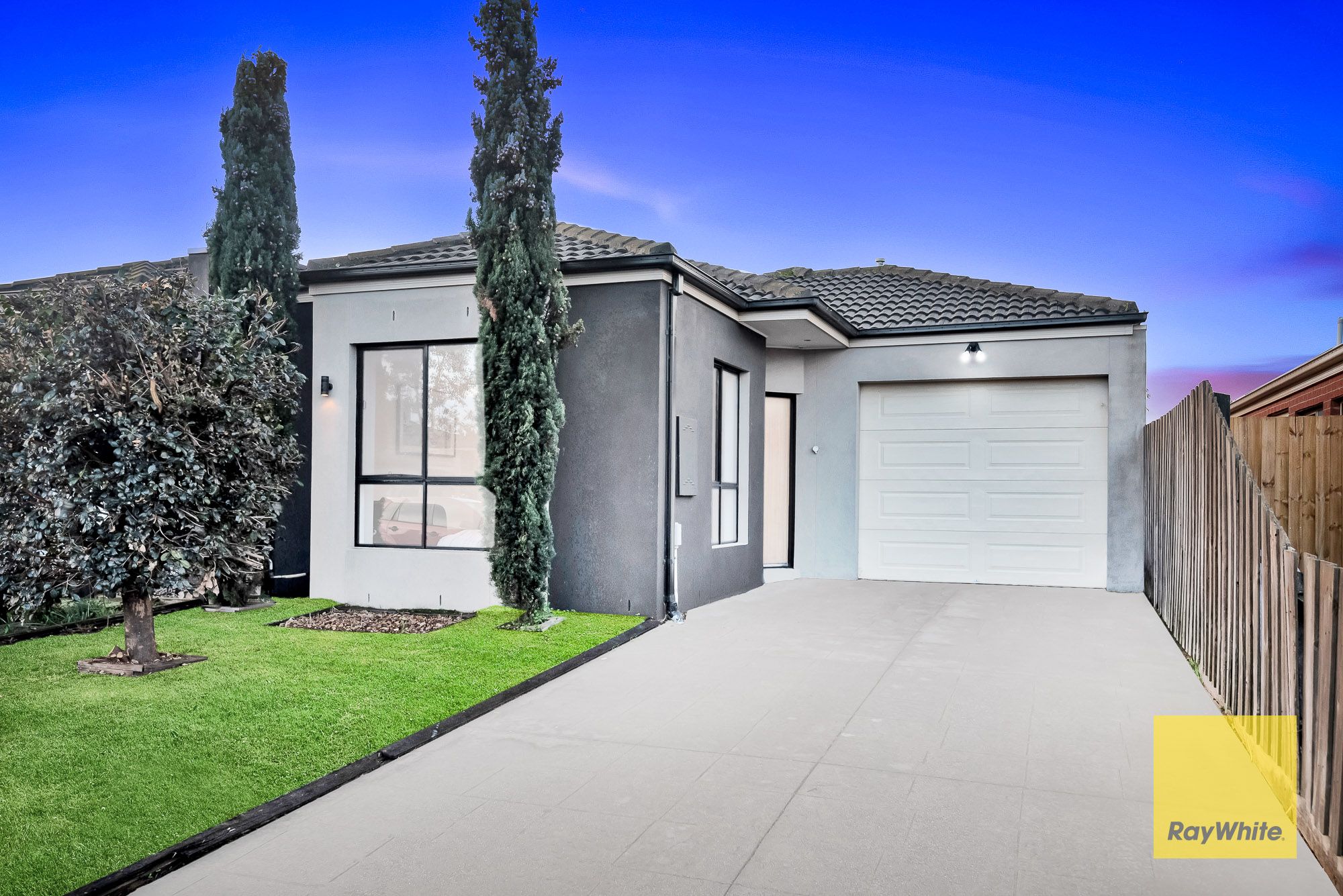 2/18 Vassar Court, Truganina, VIC 3029