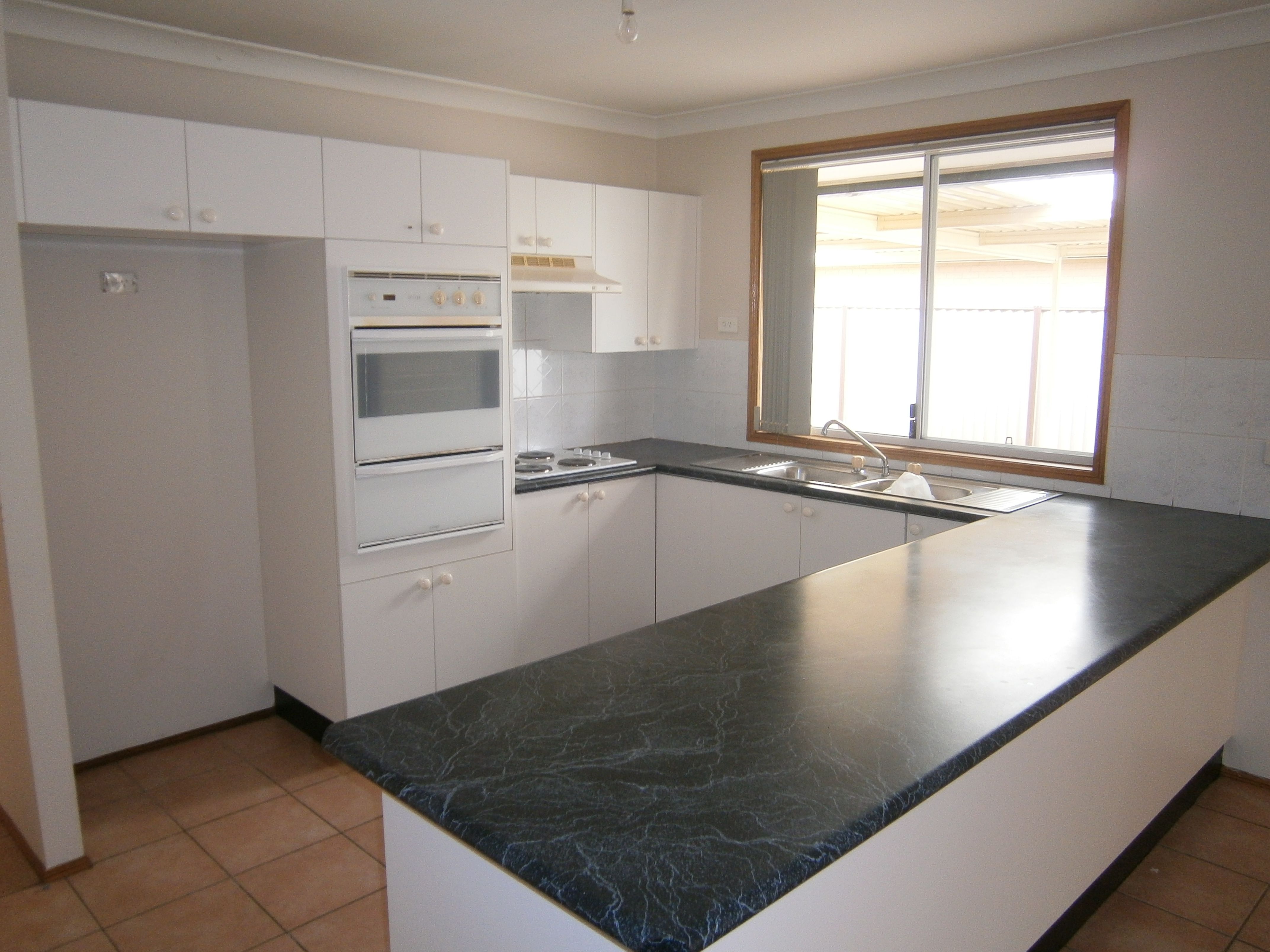 10 Simpson Road, Bonnyrigg Heights, NSW 2177