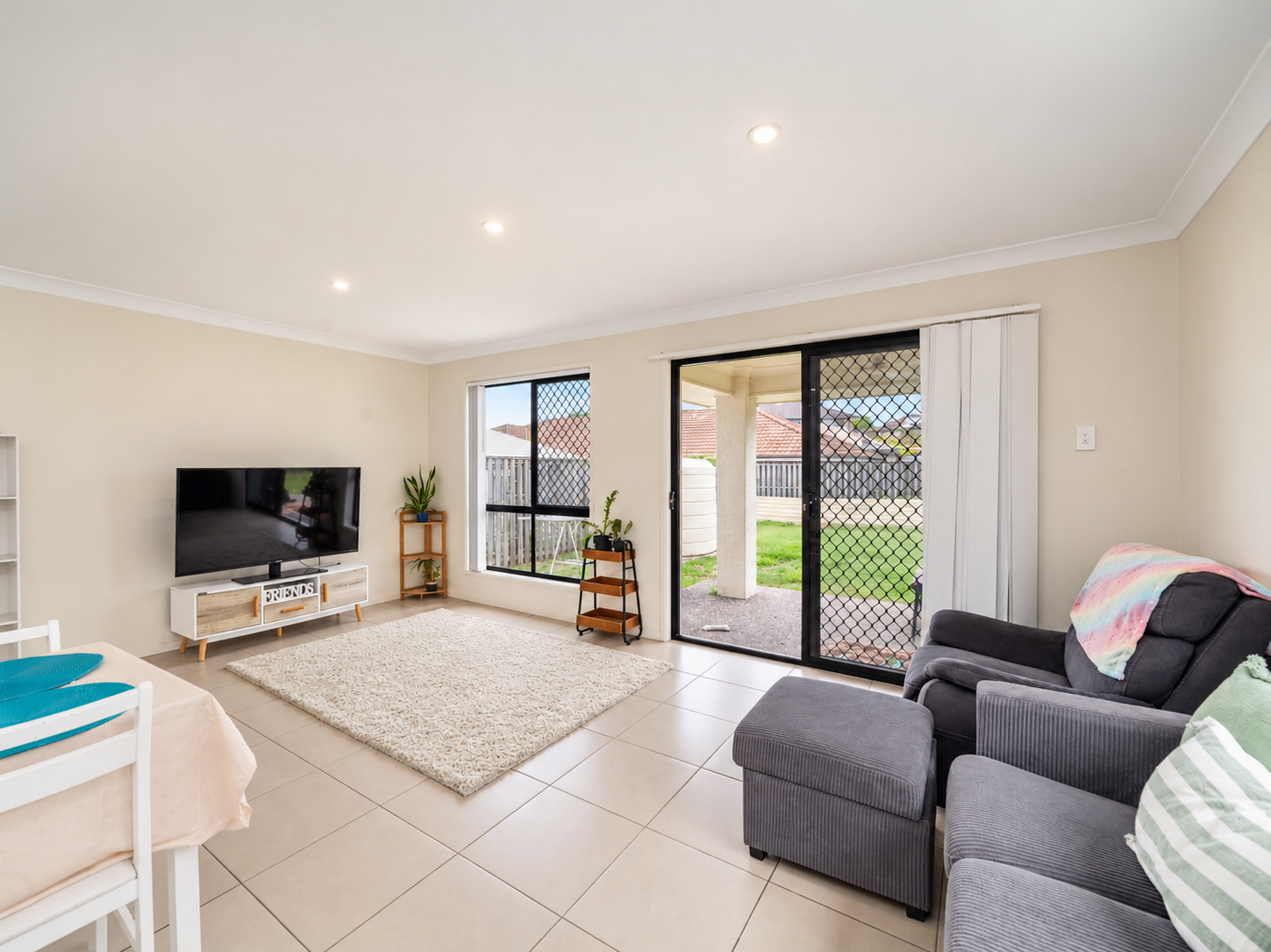 37 Bowerbird Crescent — photo 5 of 21