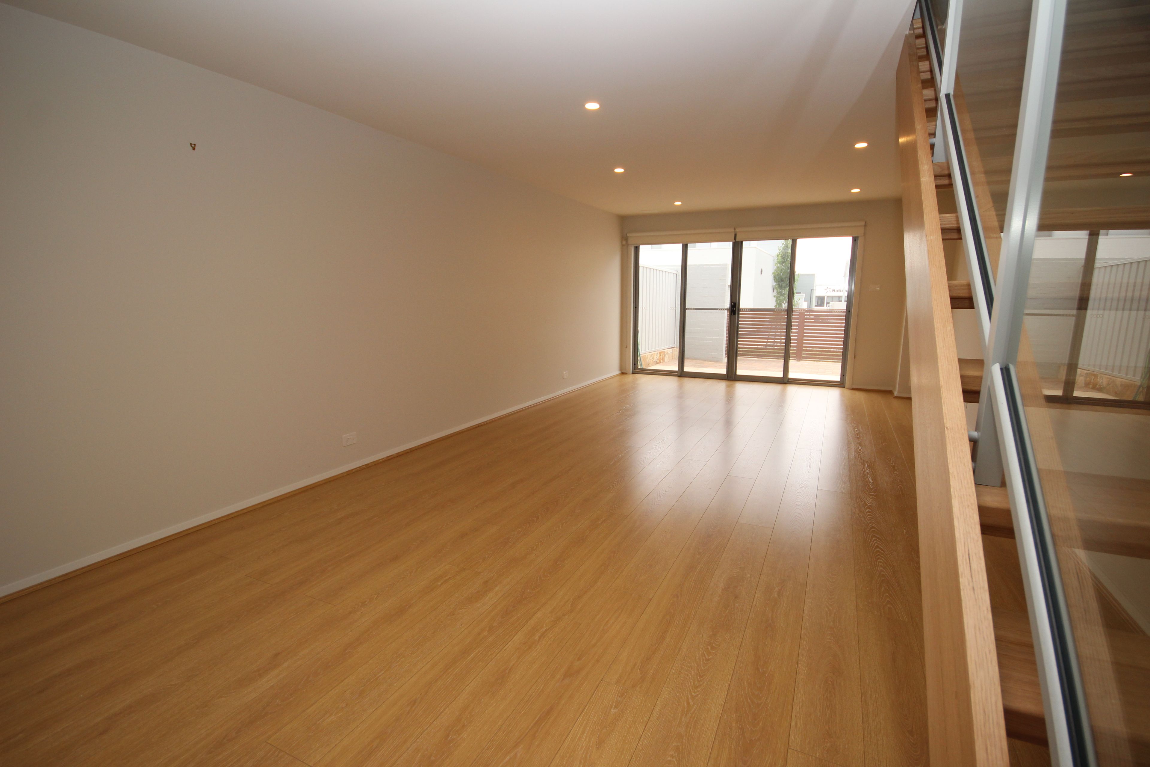 10/82 John Gorton Drive, COOMBS, ACT 2611