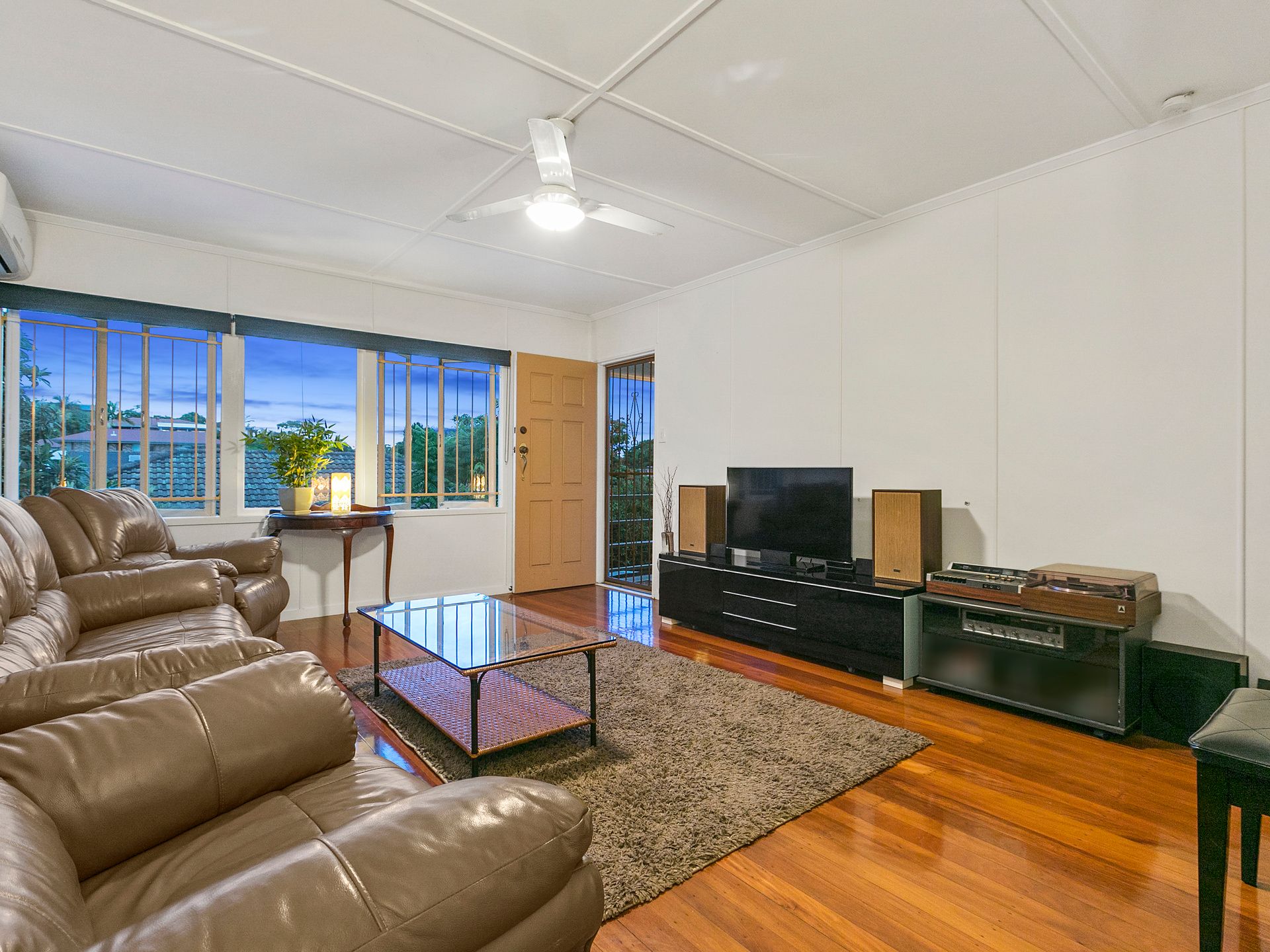 15 Casmaria Street, Mansfield, QLD 4122