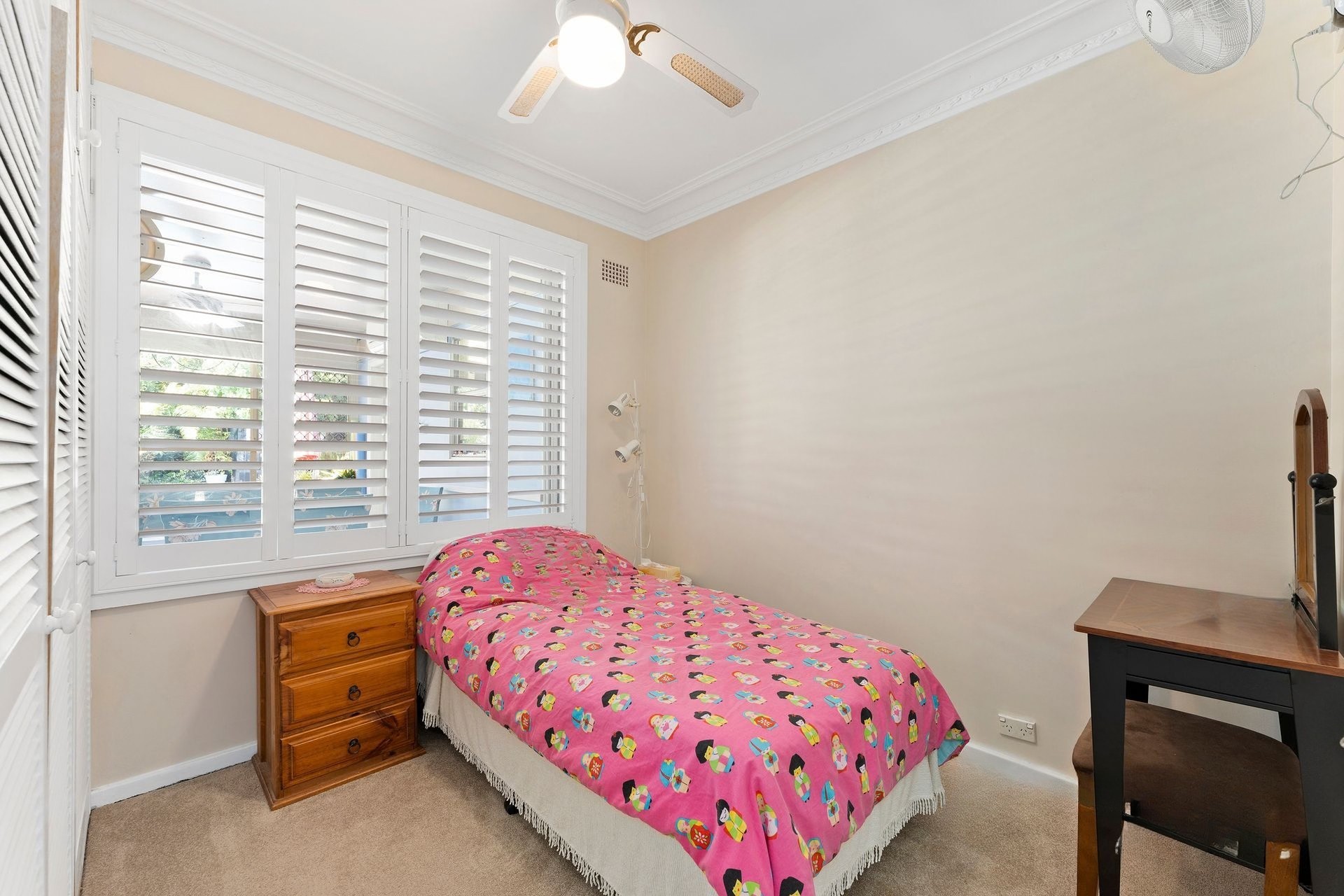 8 Granada Avenue, Macquarie Hills, NSW 2285