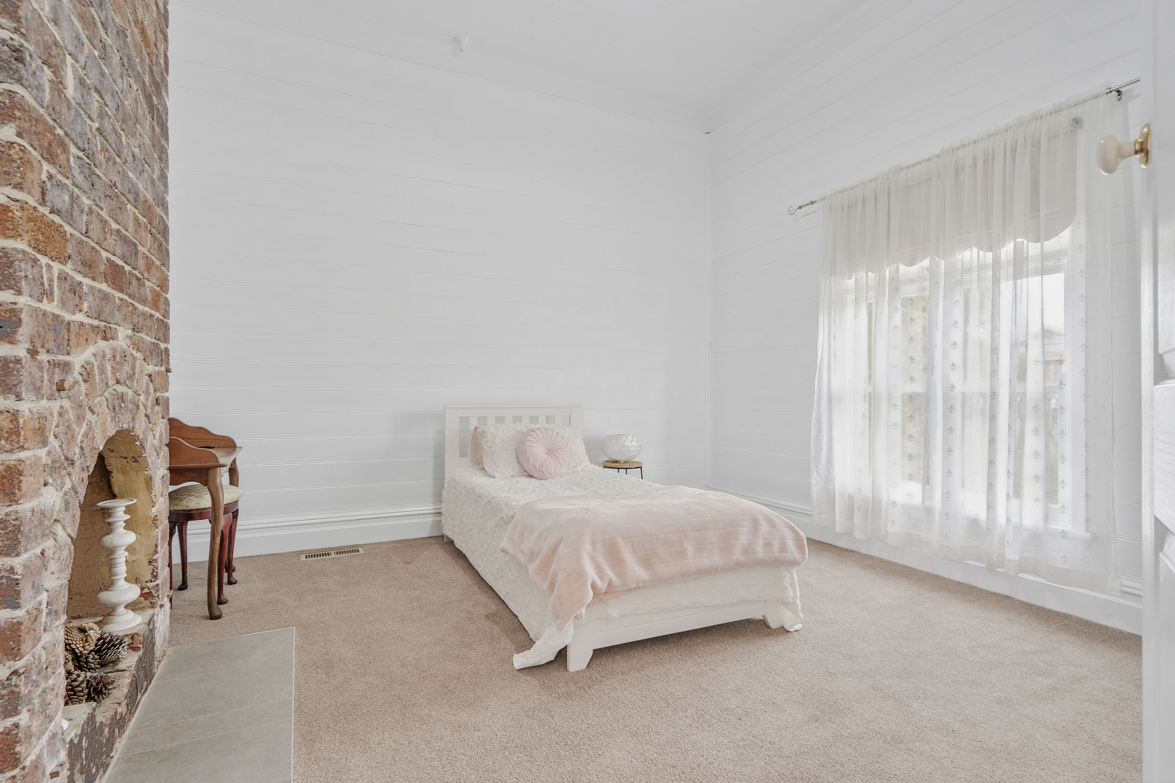 39 Hart Street — photo 11 of 20
