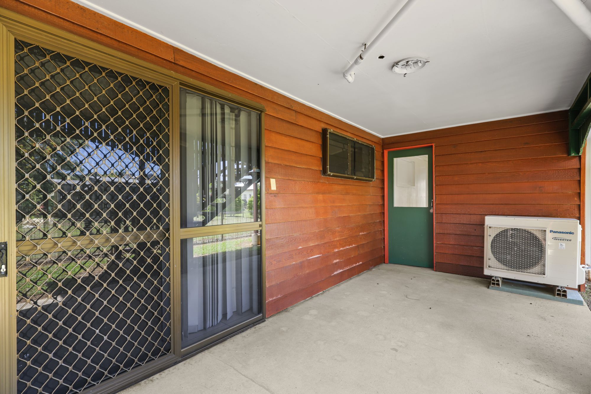 73 Coronation Drive — photo 13 of 27