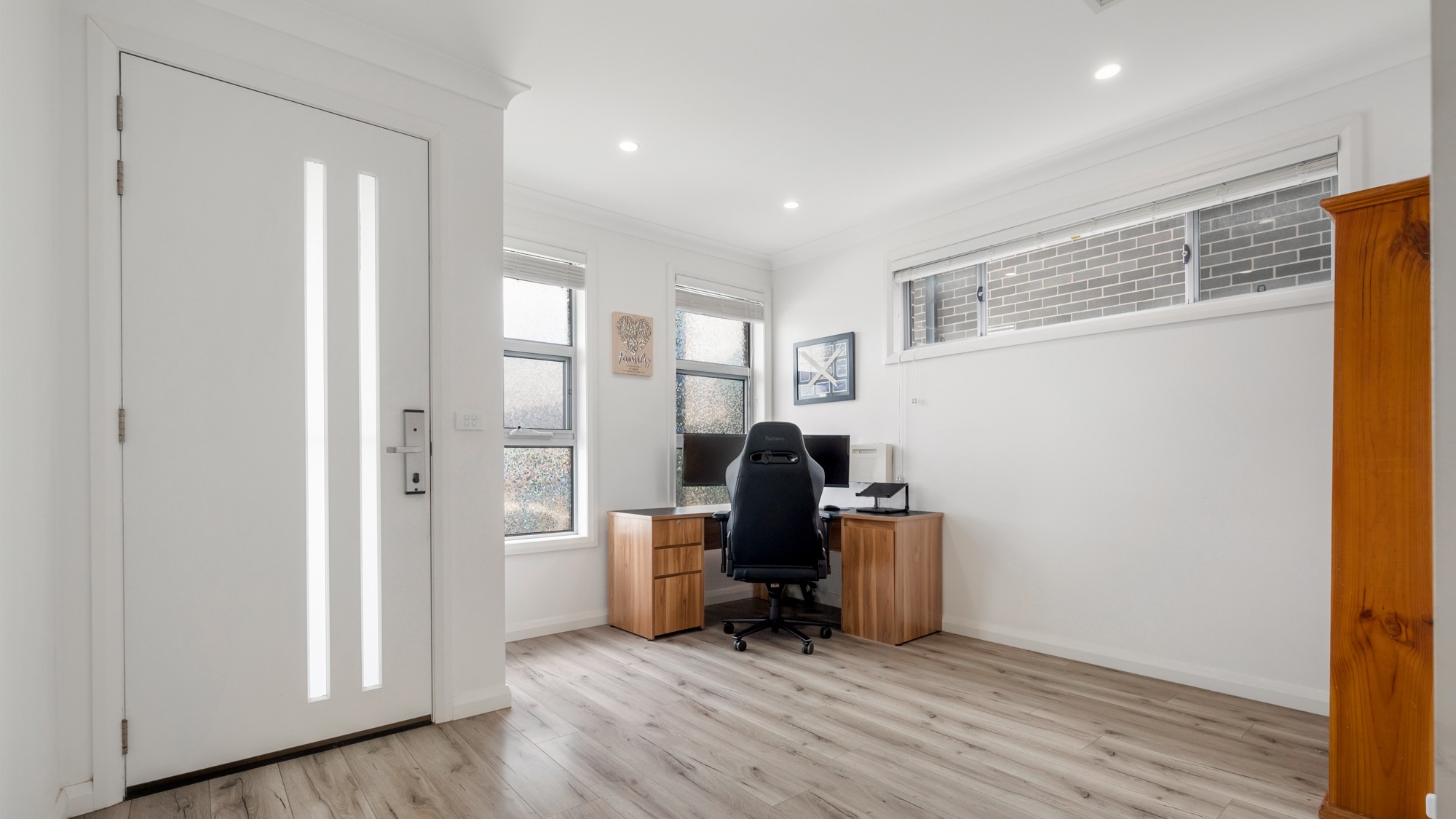 20b Walker Street, Oran Park, NSW 2570