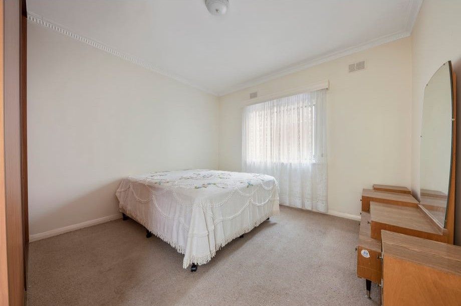 23 Stanbel Road — photo 7 of 11