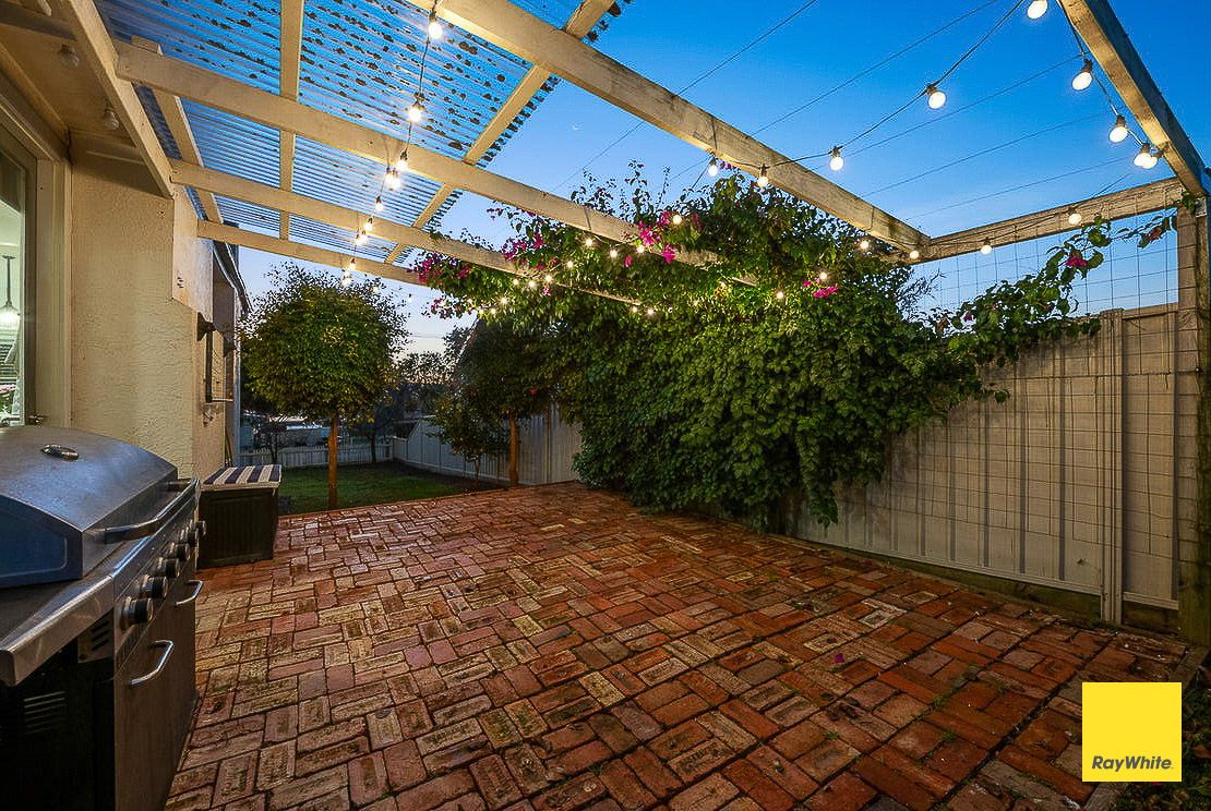 15 Archer Street — photo 9 of 11