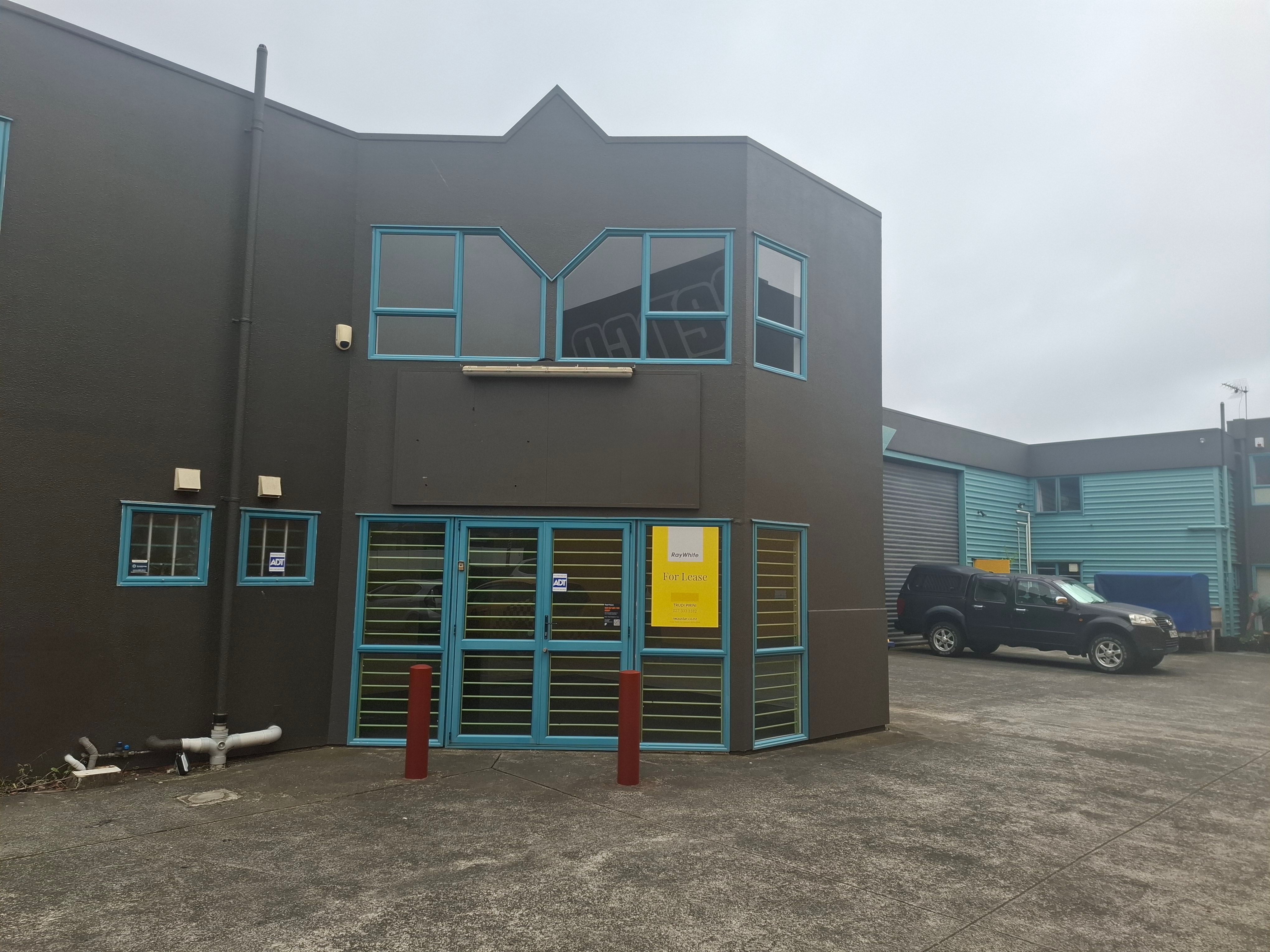 3/4087 Great North Road, Kelston, Waitakere City