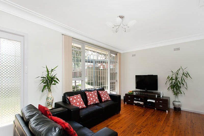 2 Churchill Avenue, Narwee, NSW 2209