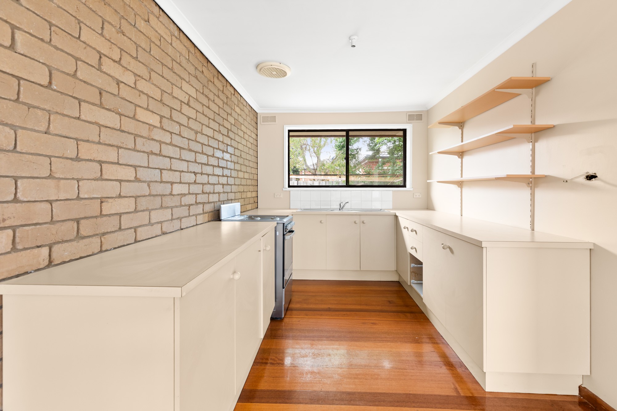 4/13 Mambourin Street, Werribee, VIC 3030