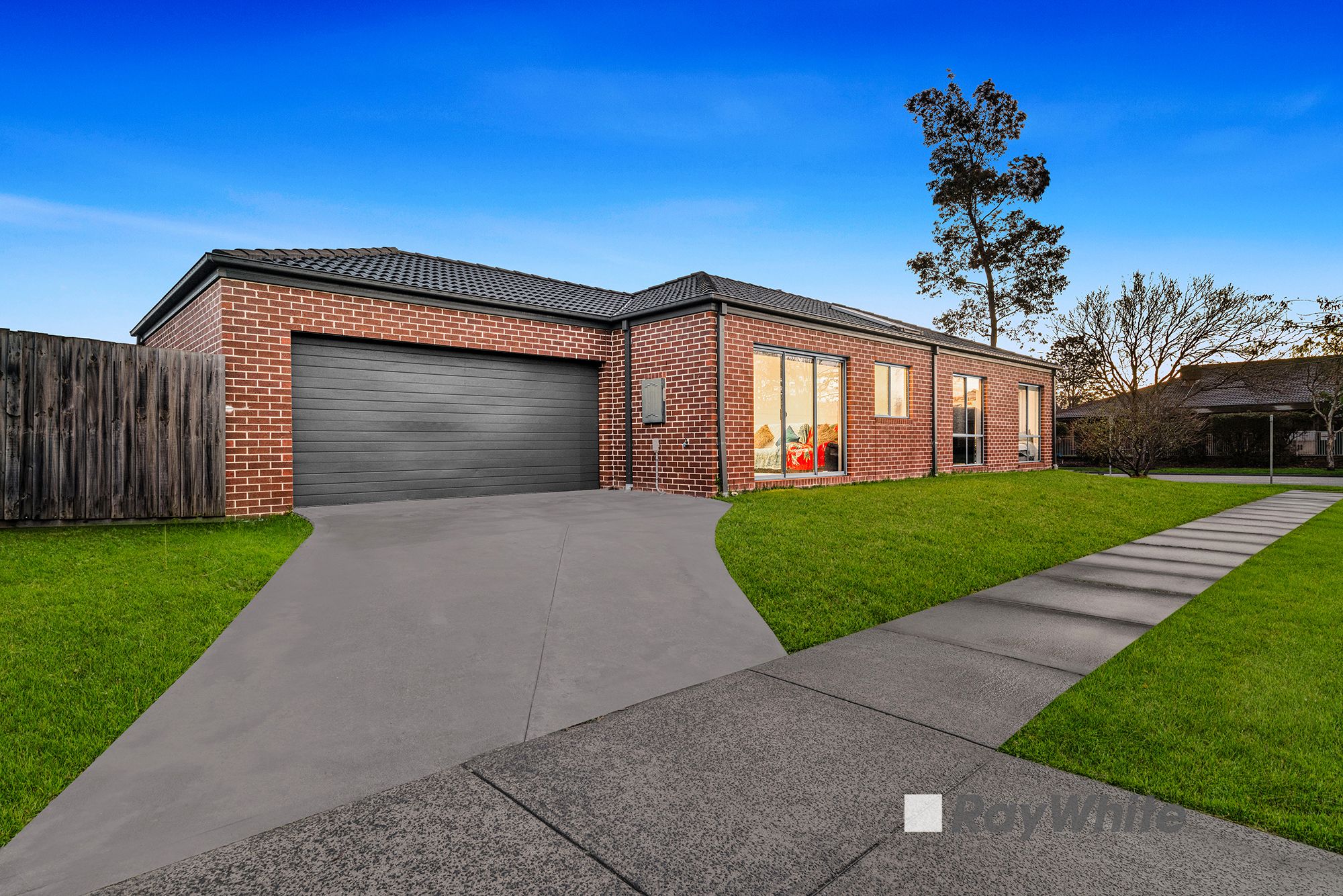 128 Fleetwood Drive, Narre Warren, VIC 3805