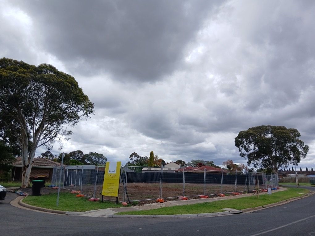 33 Argyll Circuit, Melton West VIC 3337