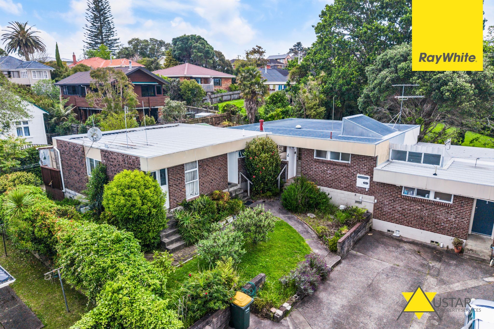 2/14 Cezanne Place, New Lynn, Waitakere City