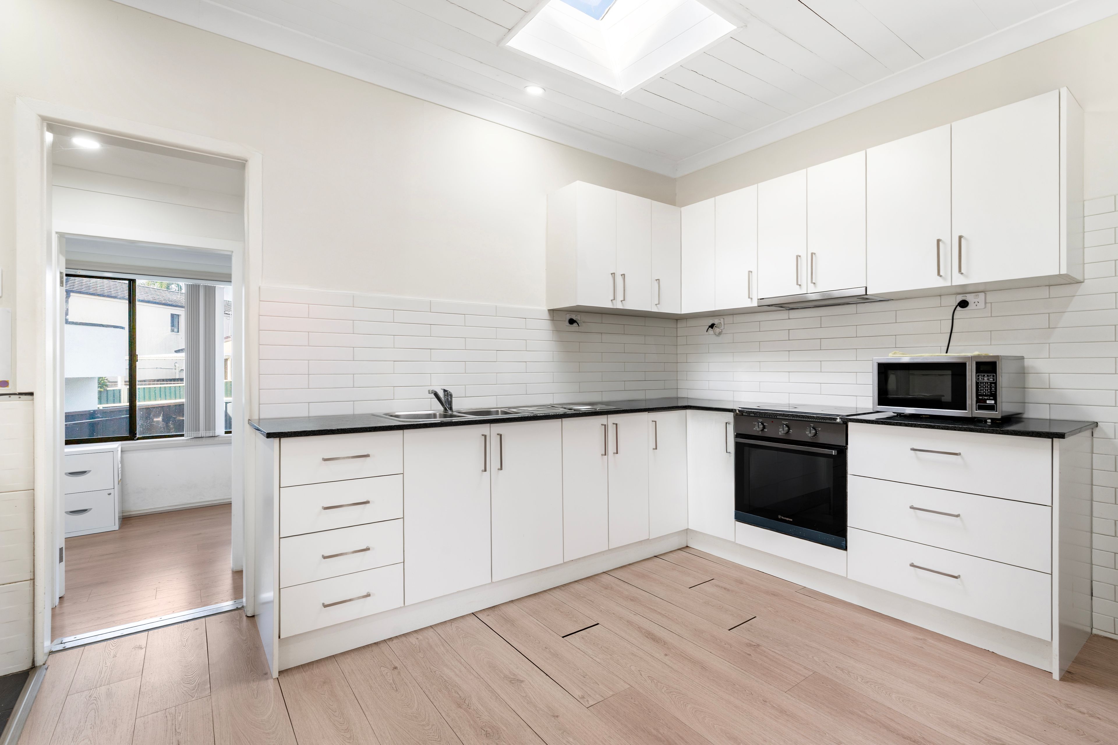 15 Grace Street — photo 4 of 27
