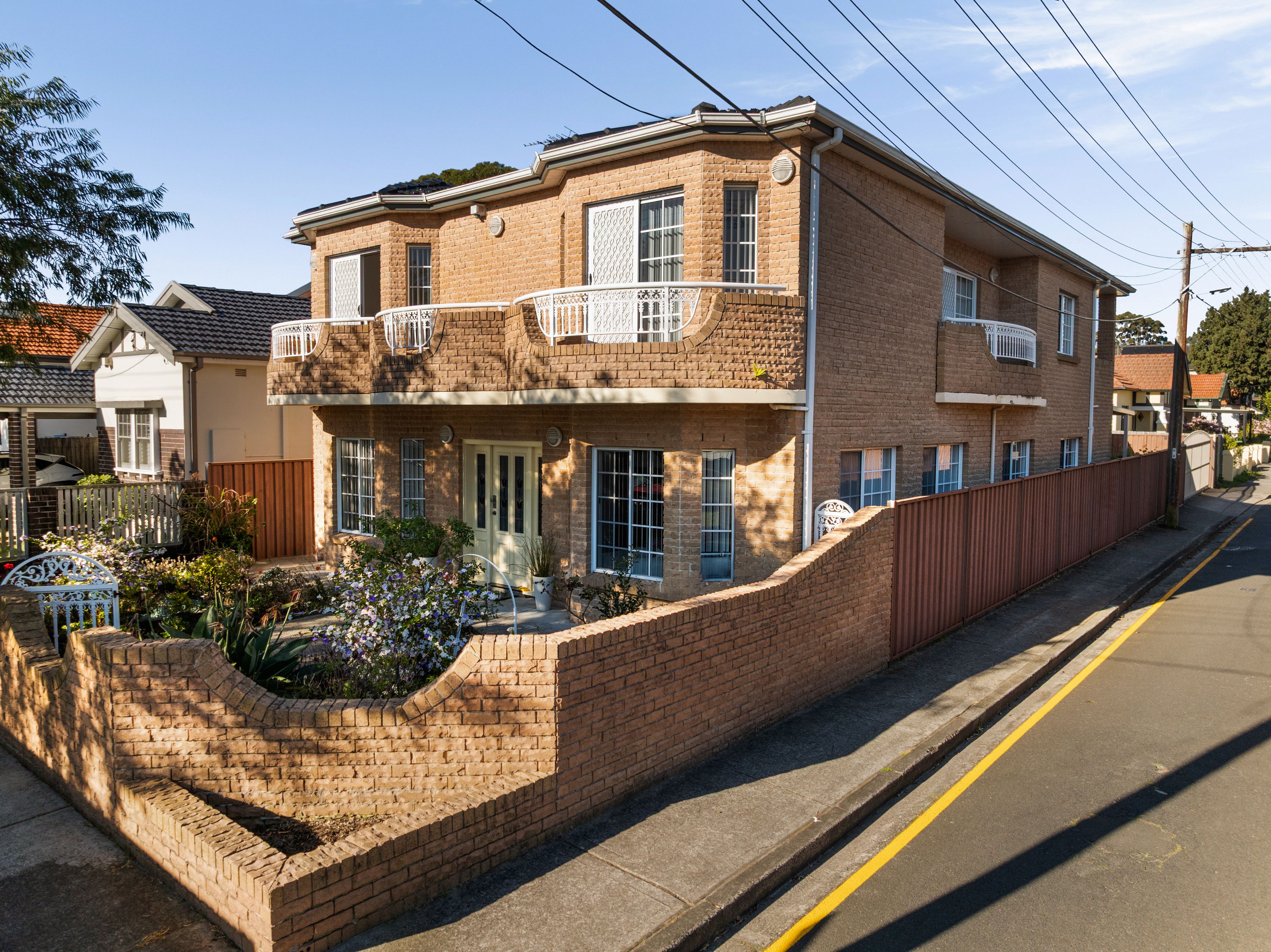 29 Irvine Street — photo 15 of 19