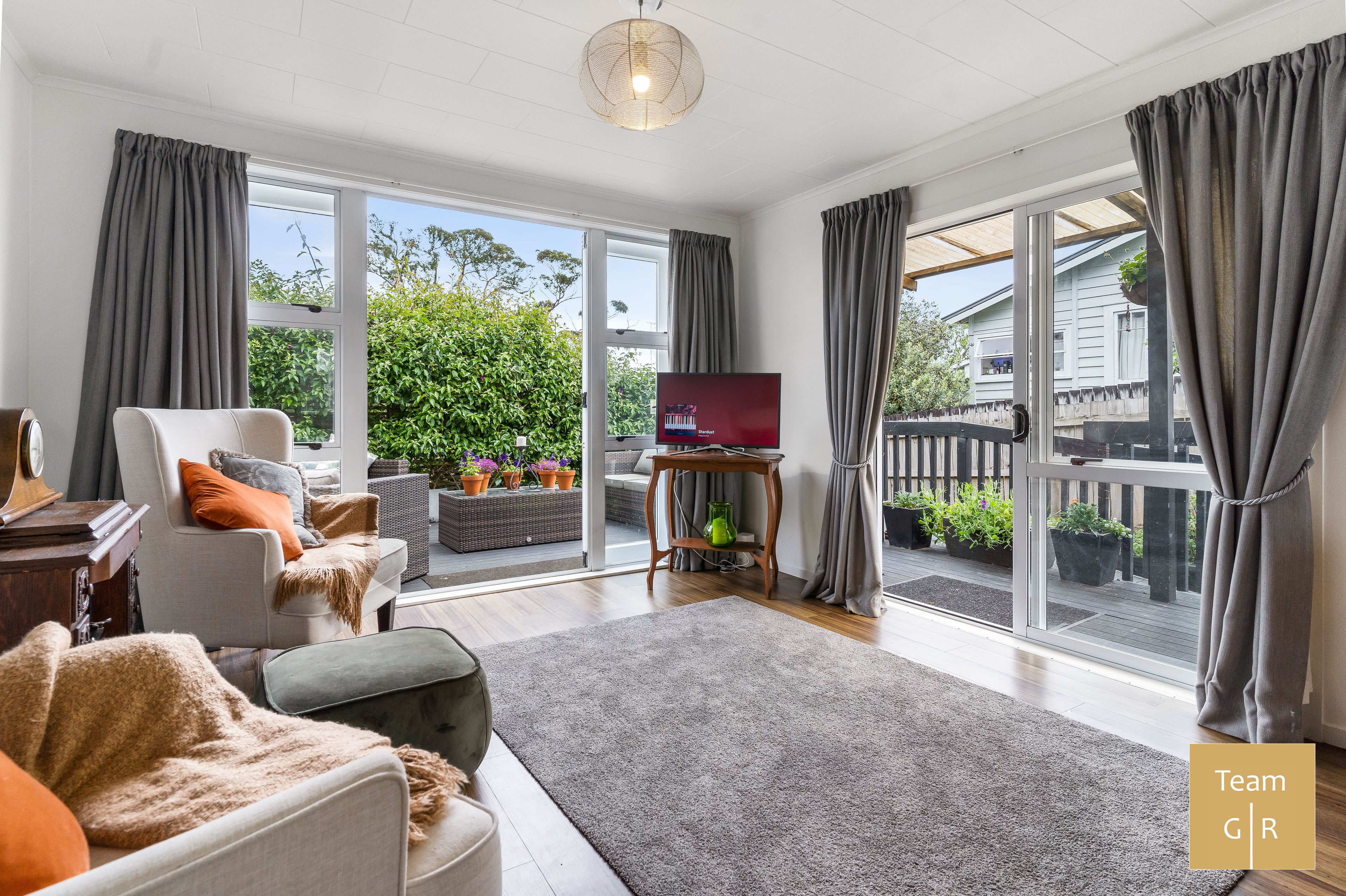 4B Waiari Road, Conifer Grove, Manukau City