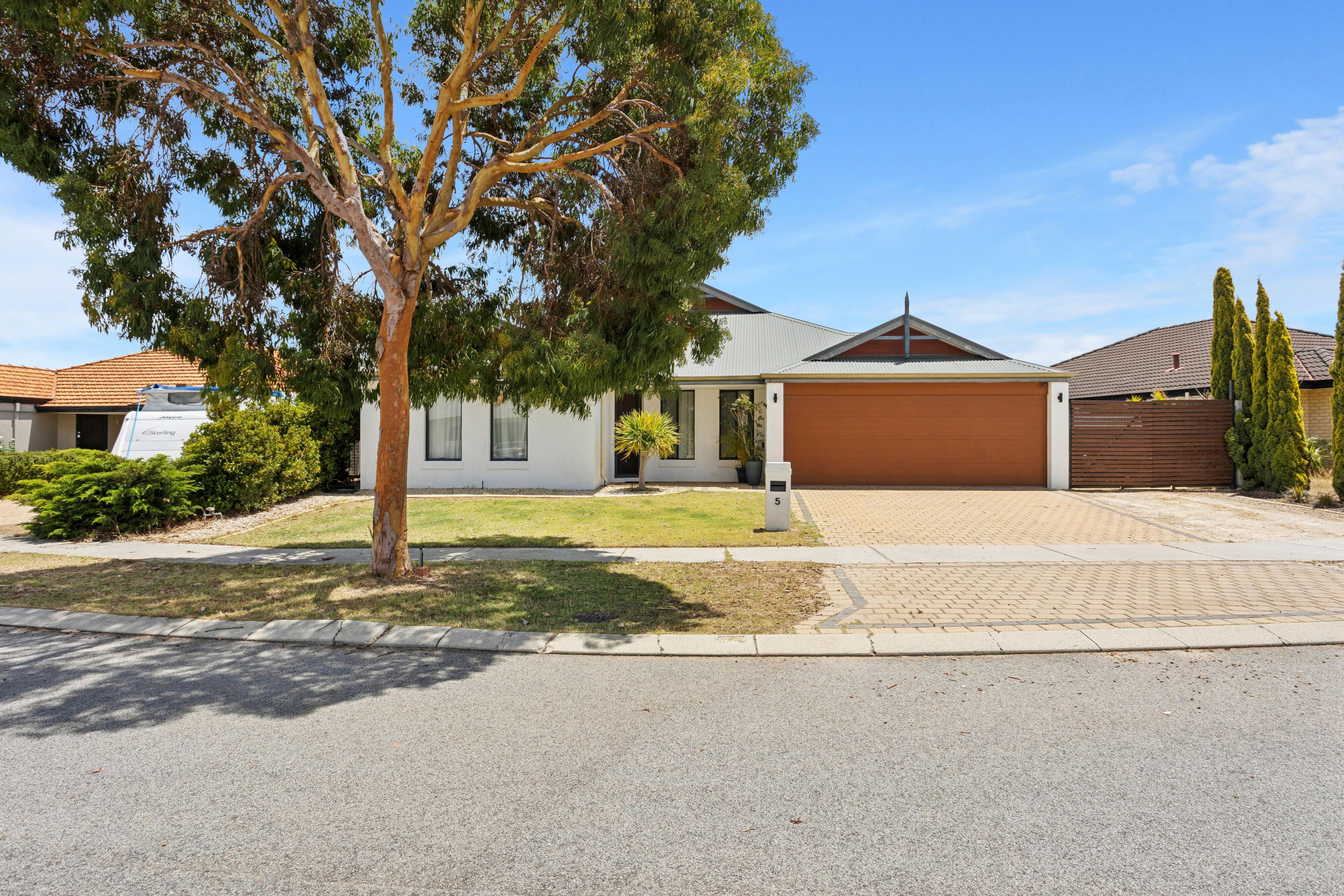 5 Heirisson Turn, Ellenbrook, WA 6069