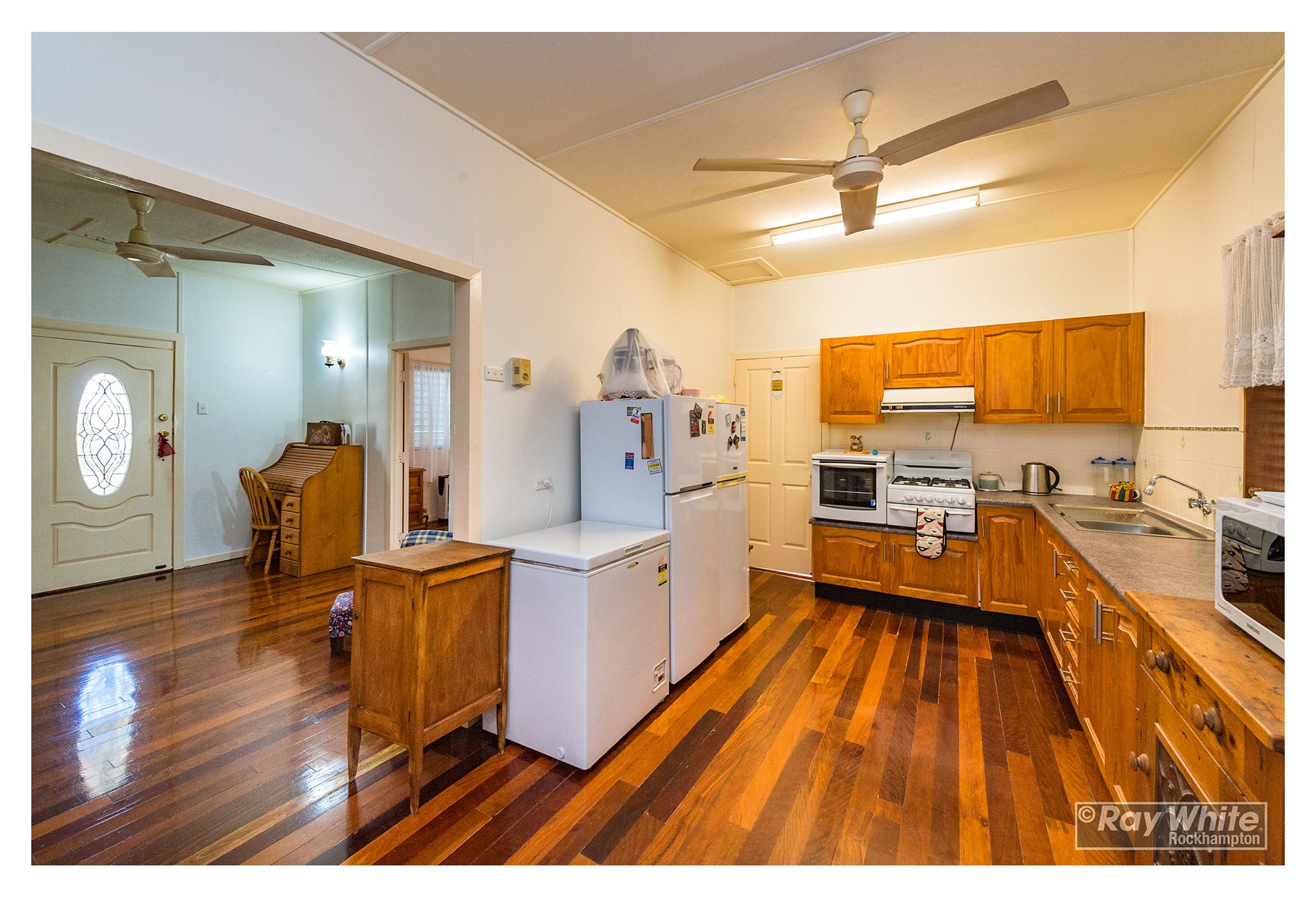 8 Hamilton Avenue, Wandal, QLD 4700