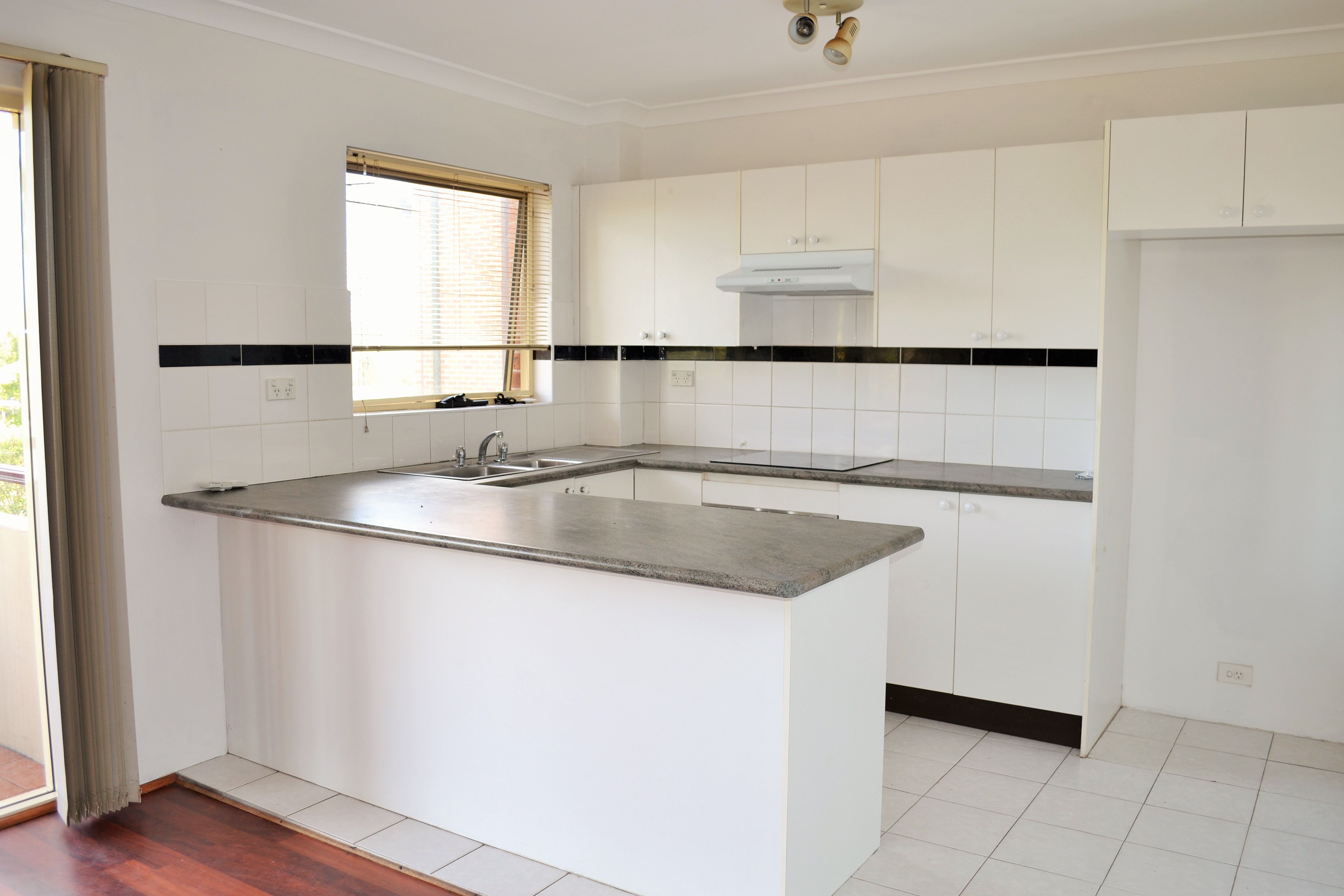 23/486-496 President Avenue, Kirrawee, NSW 2232