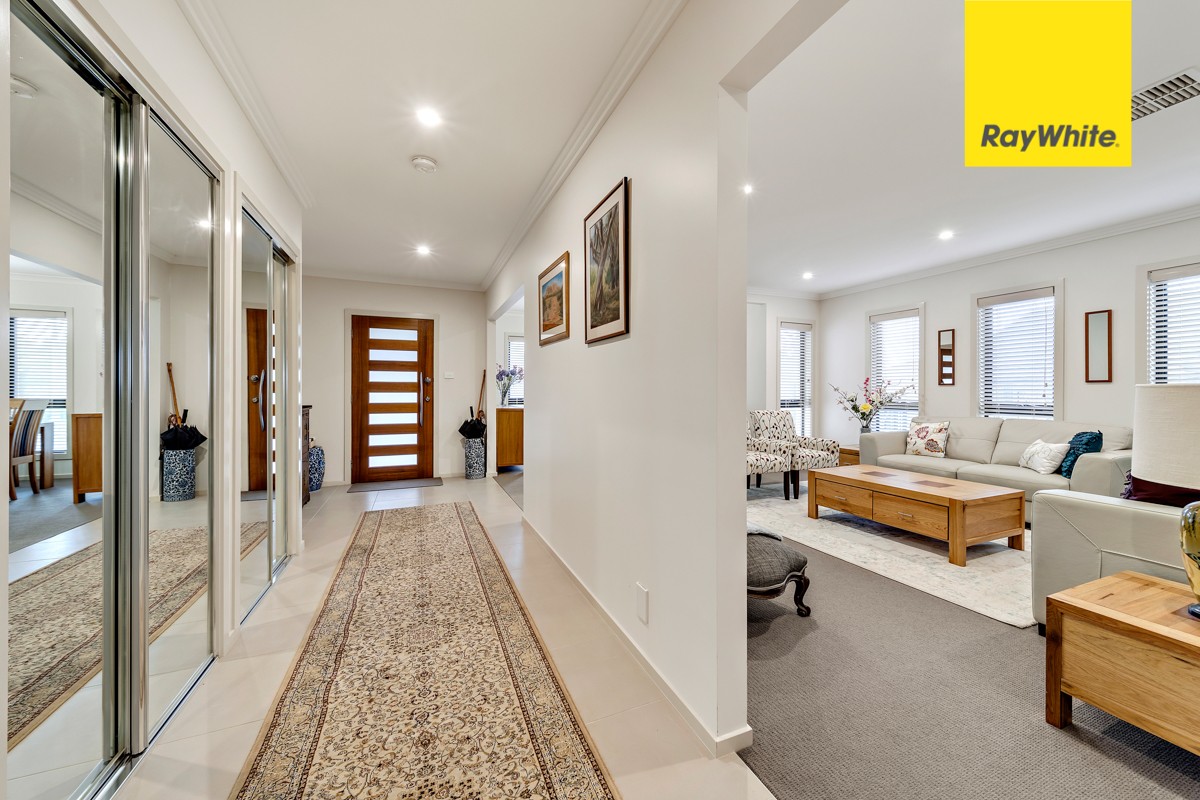 17 Wighton Terrace, Casey, ACT 2913