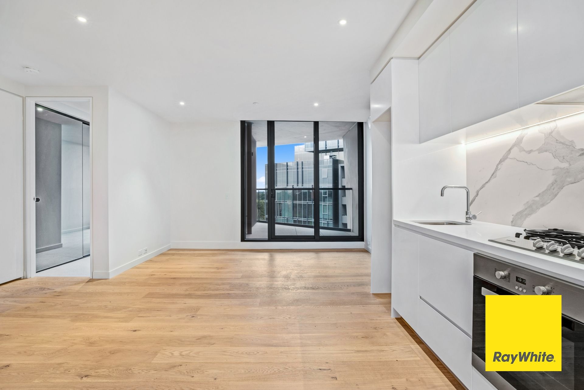 515/77 Queens Road, Melbourne, VIC 3004