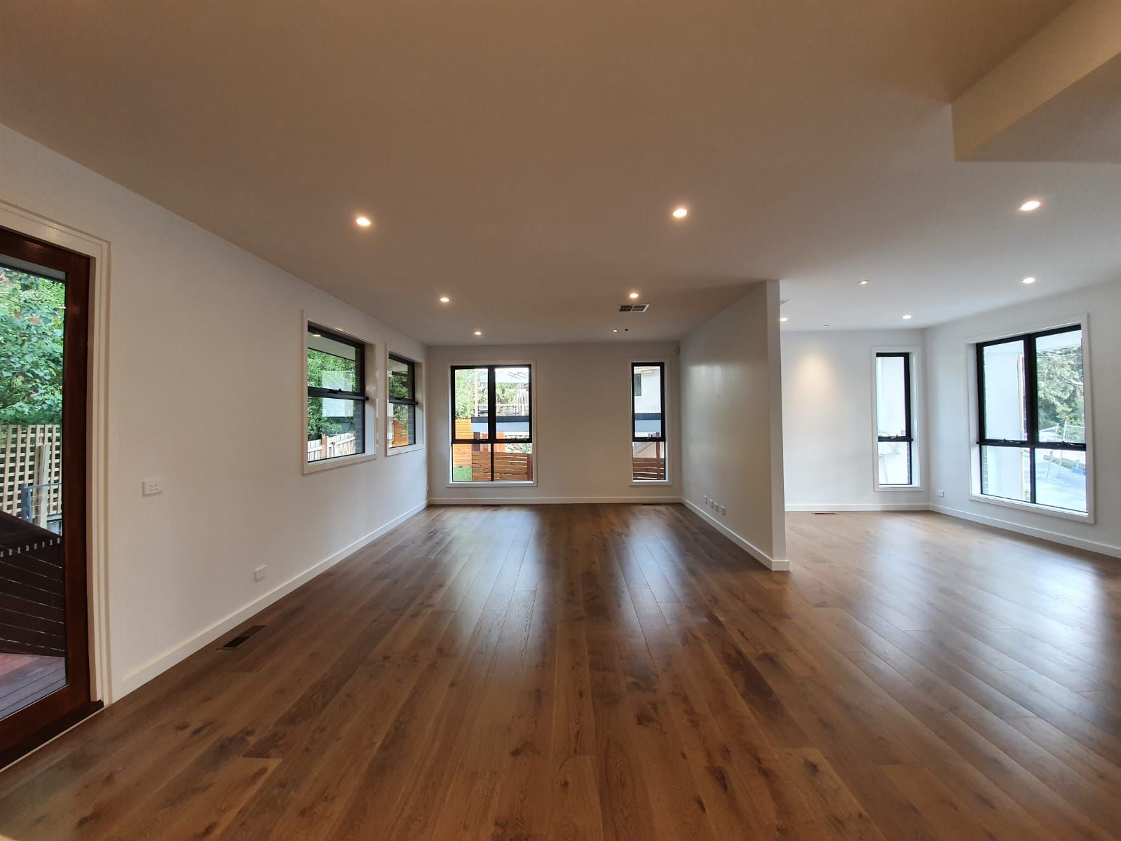 2/31 Glen Road, Mitcham, VIC 3132