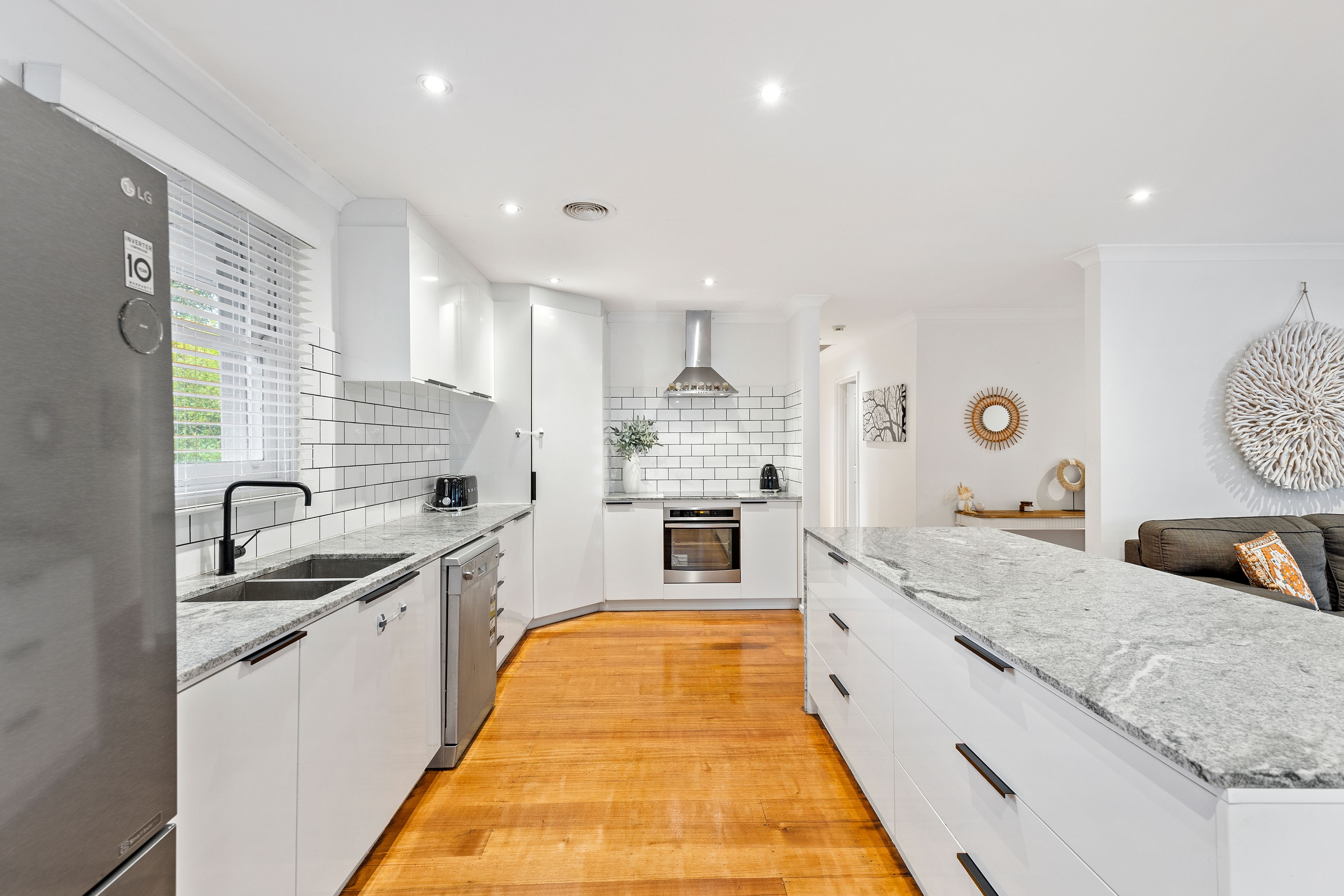 27 Talaskia Road, Upper Ferntree Gully, VIC 3156