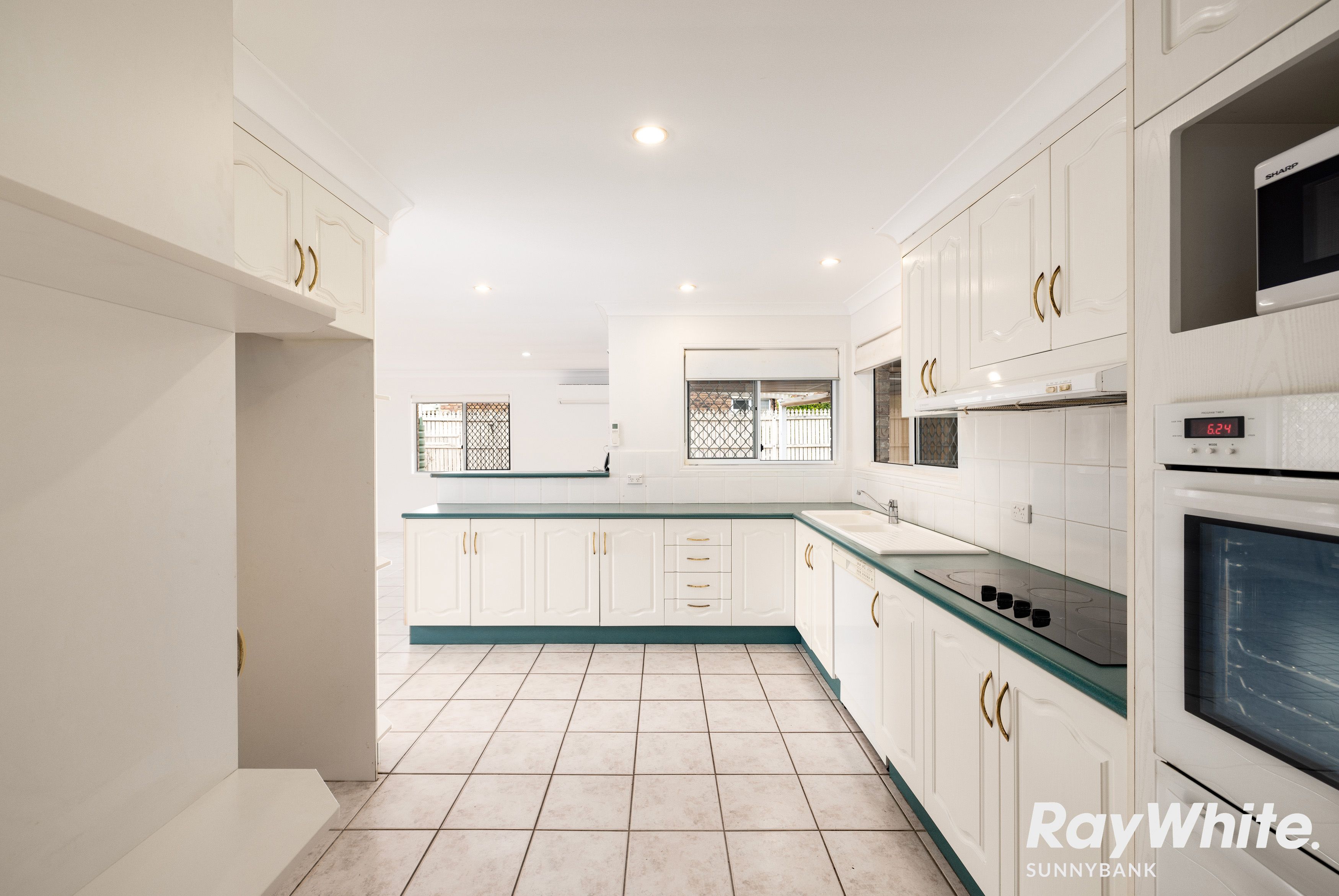 27 Teagarden Street, Eight Mile Plains, QLD 4113