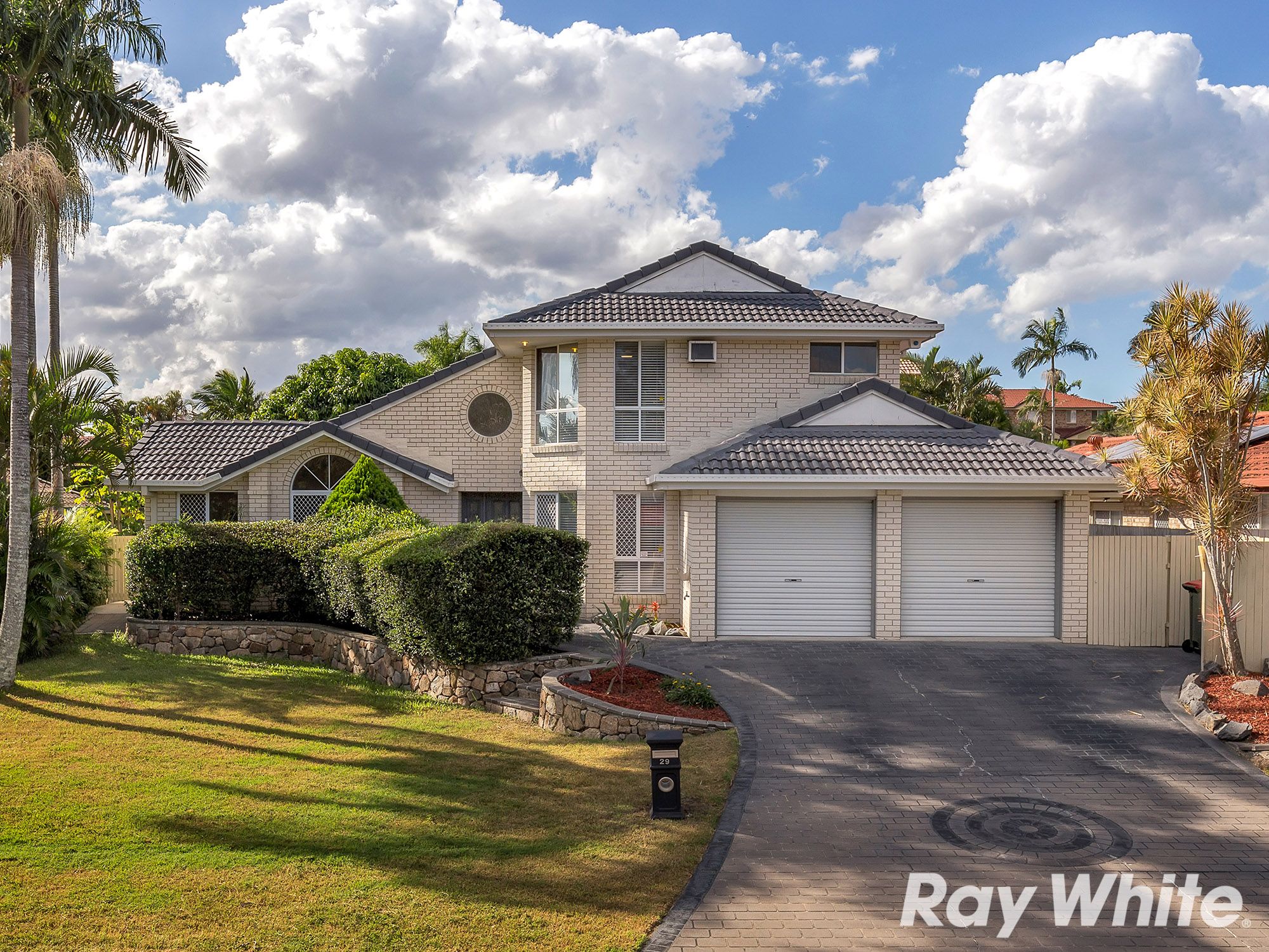29 Swan Lake Crescent, Calamvale QLD 4116