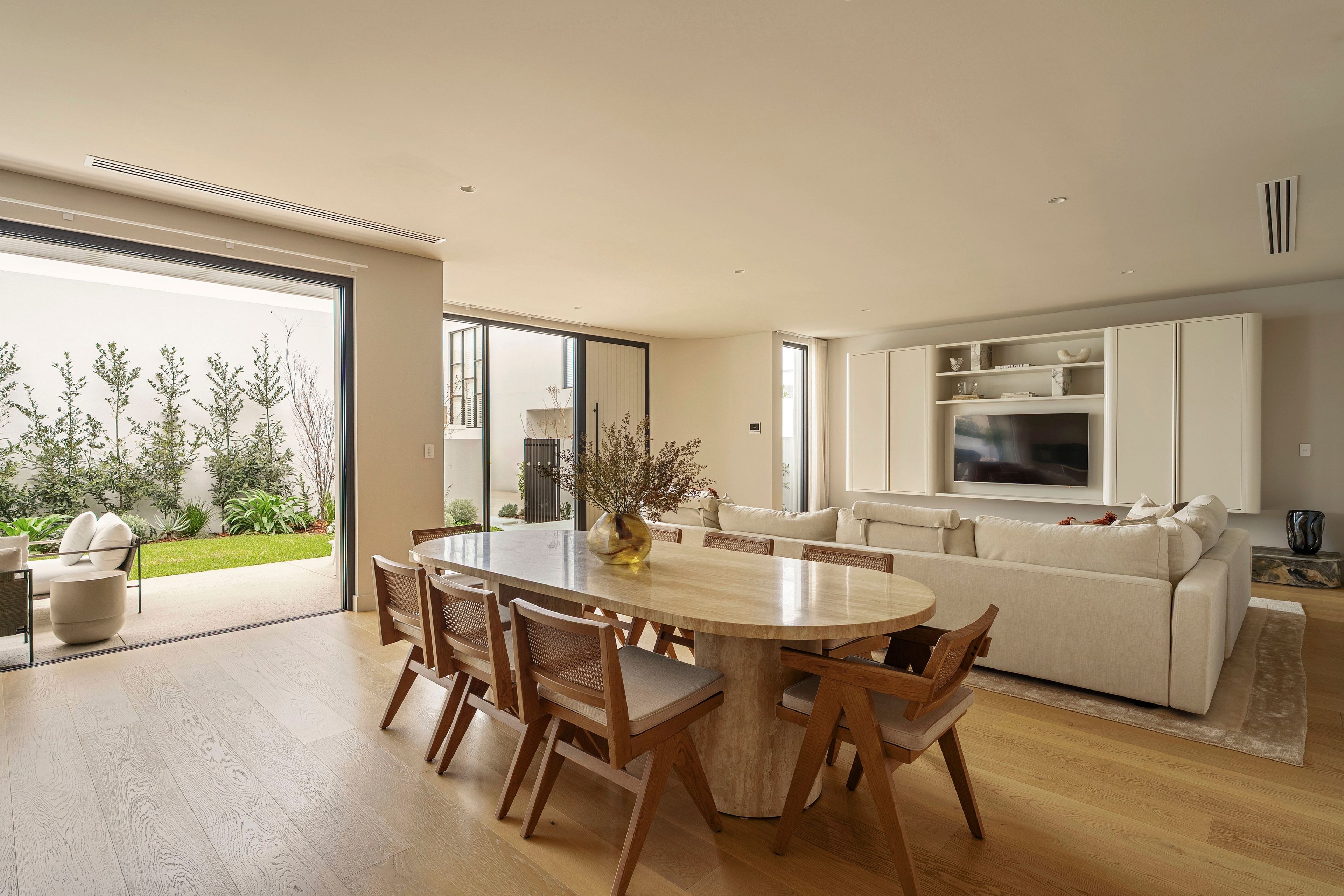 20 Hill Terrace — photo 4 of 30