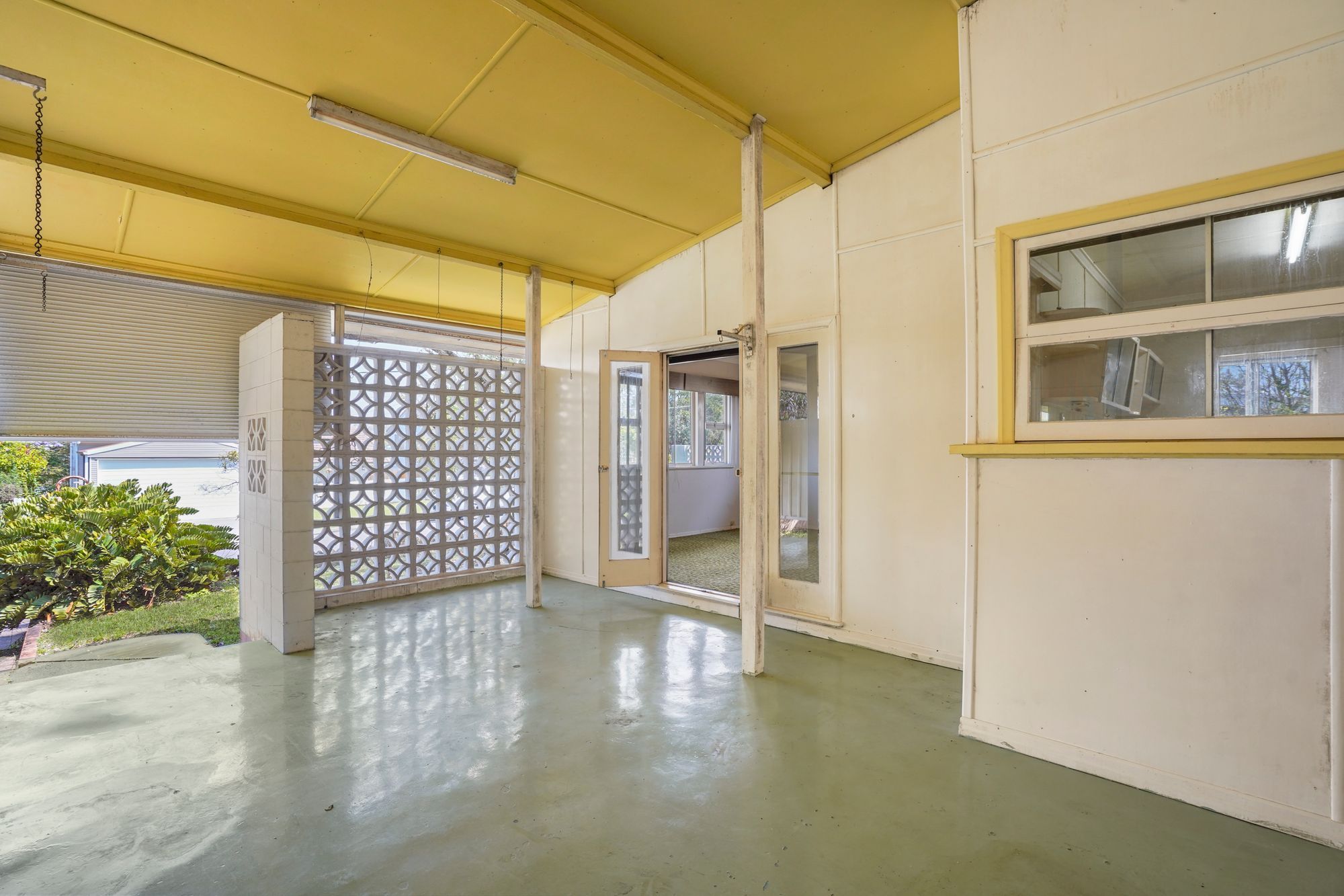 12 Hillcroft Street — photo 3 of 21