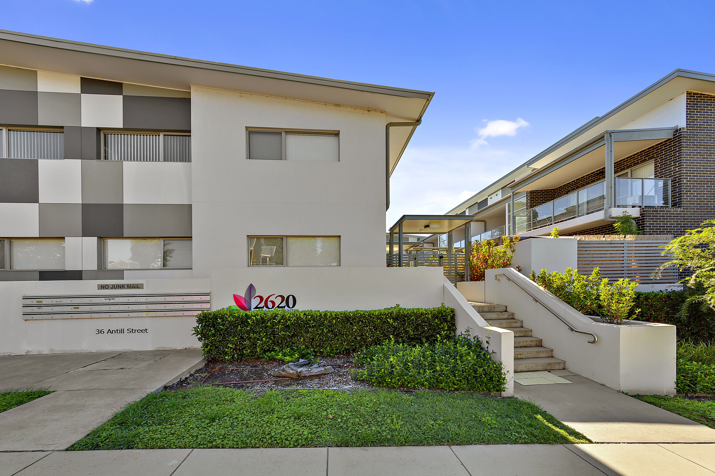 4/36 Antill Street, Queanbeyan, NSW 2620 Sold Unit Ray White